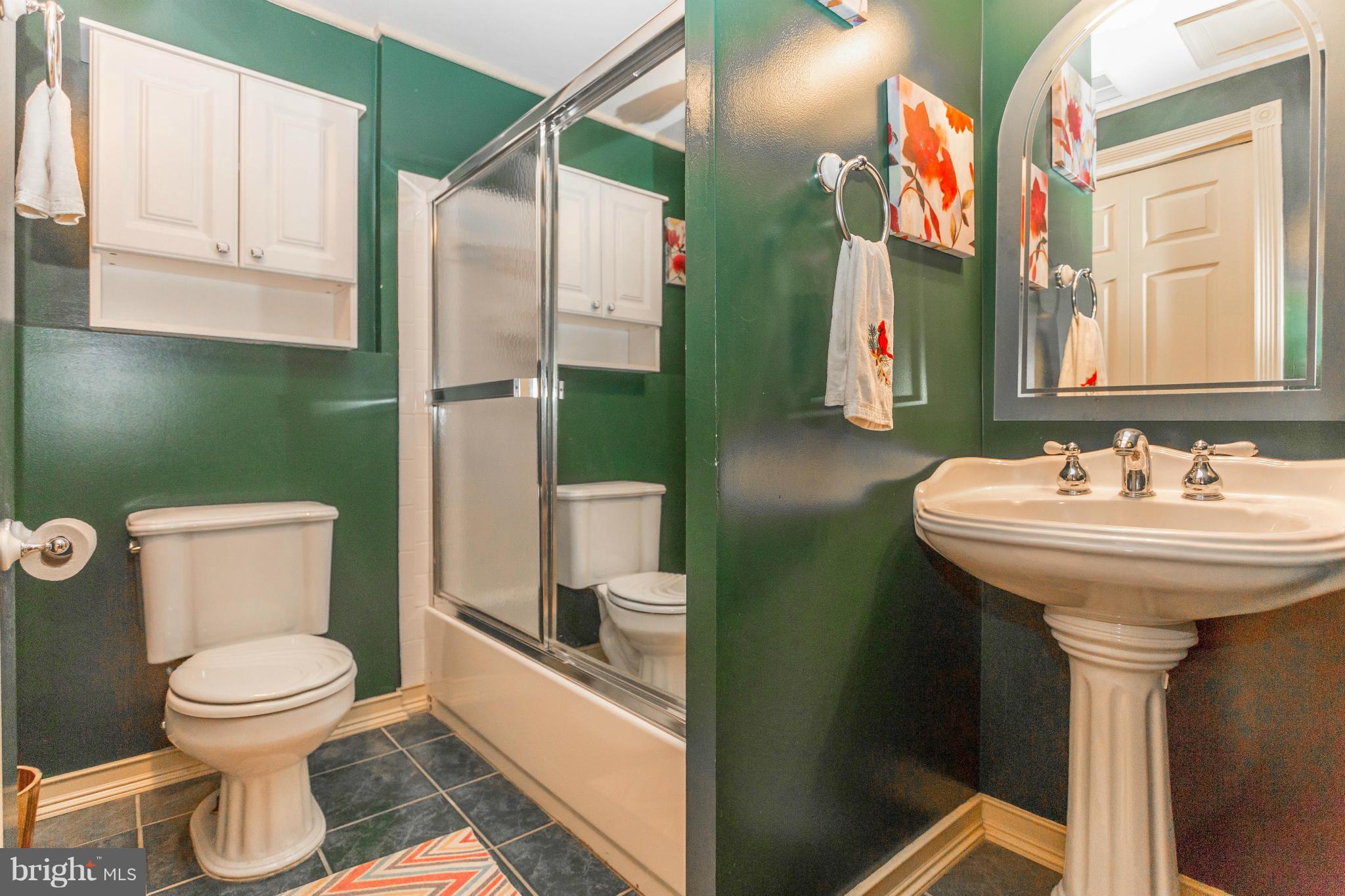 HICKORY RIDGE - Residential