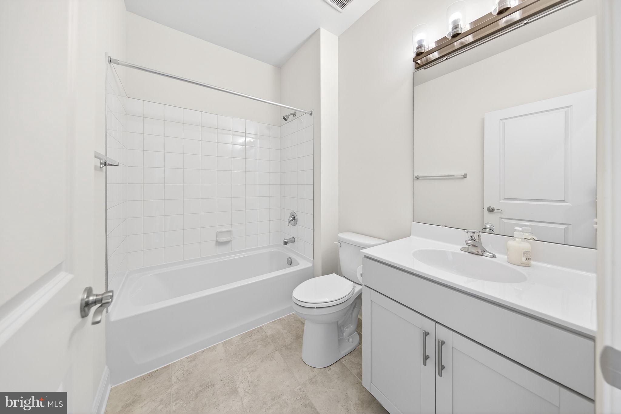 CANAAN WOODS - Residential