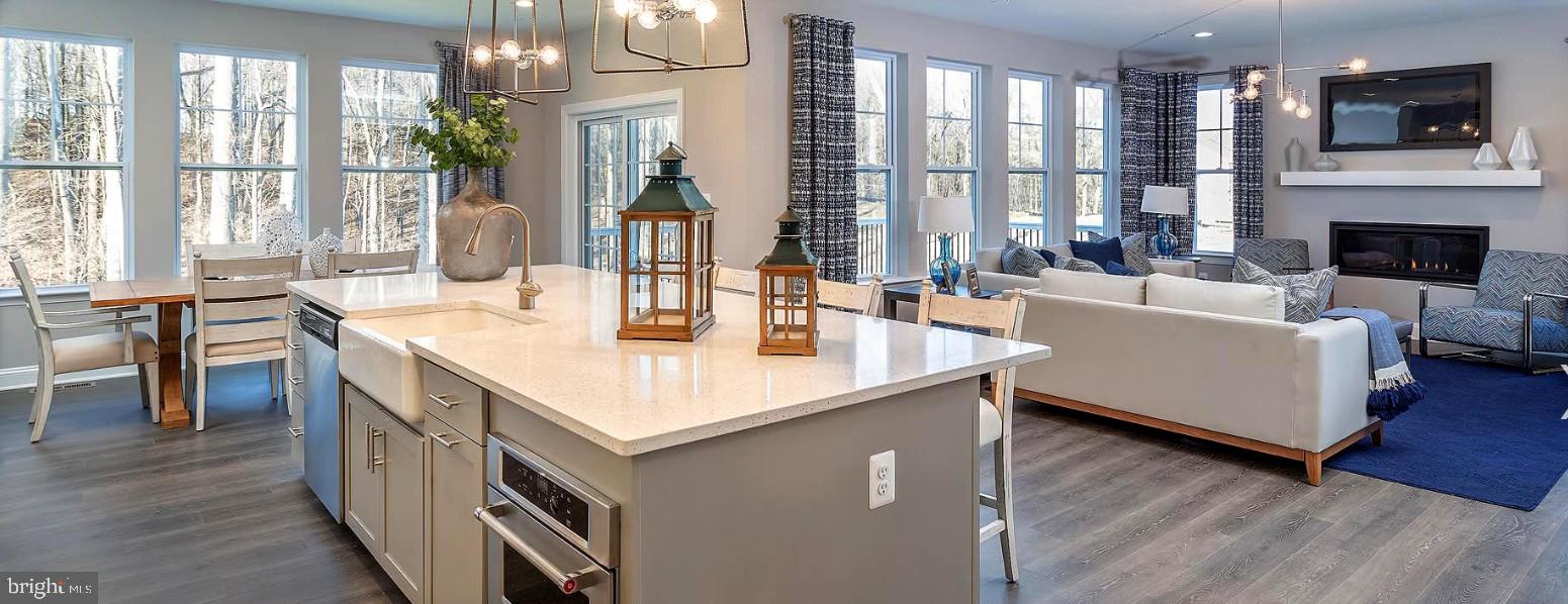 CANAAN WOODS - Residential