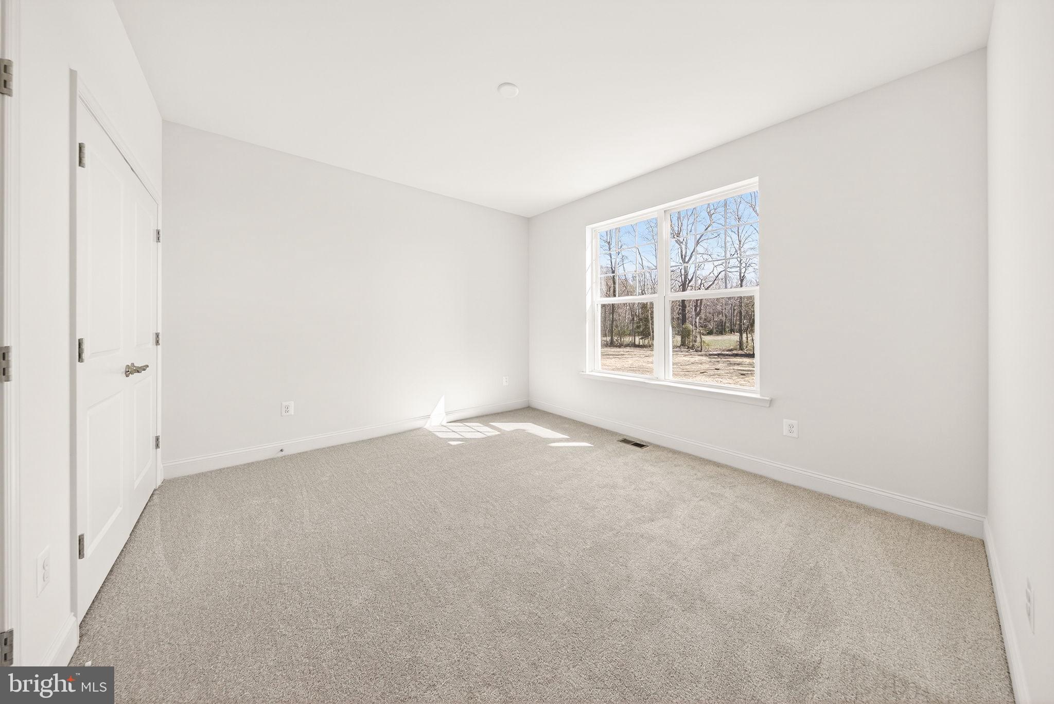 CANAAN WOODS - Residential