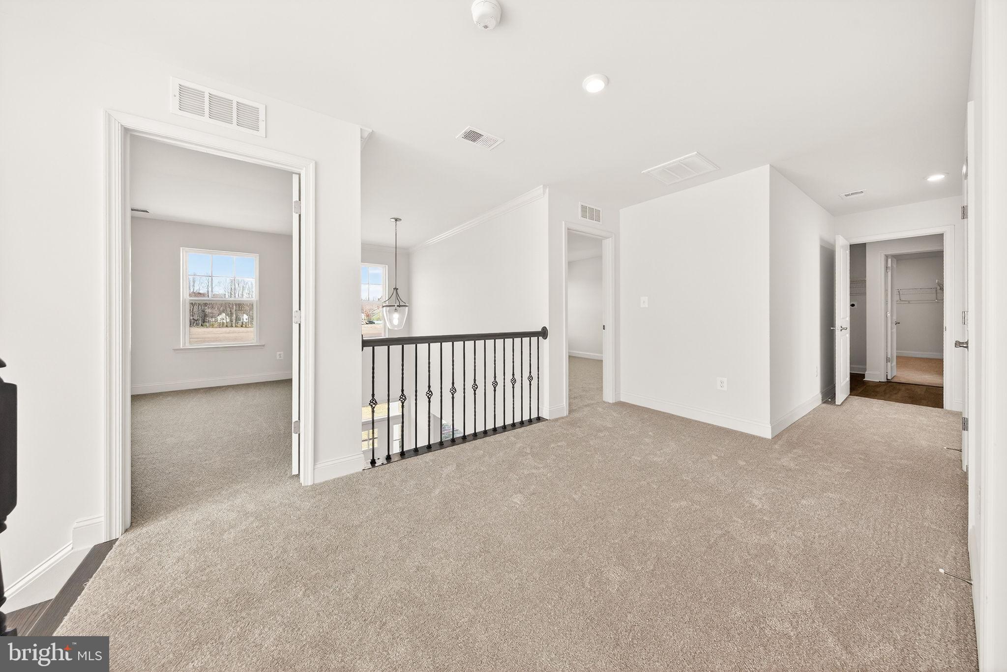 CANAAN WOODS - Residential