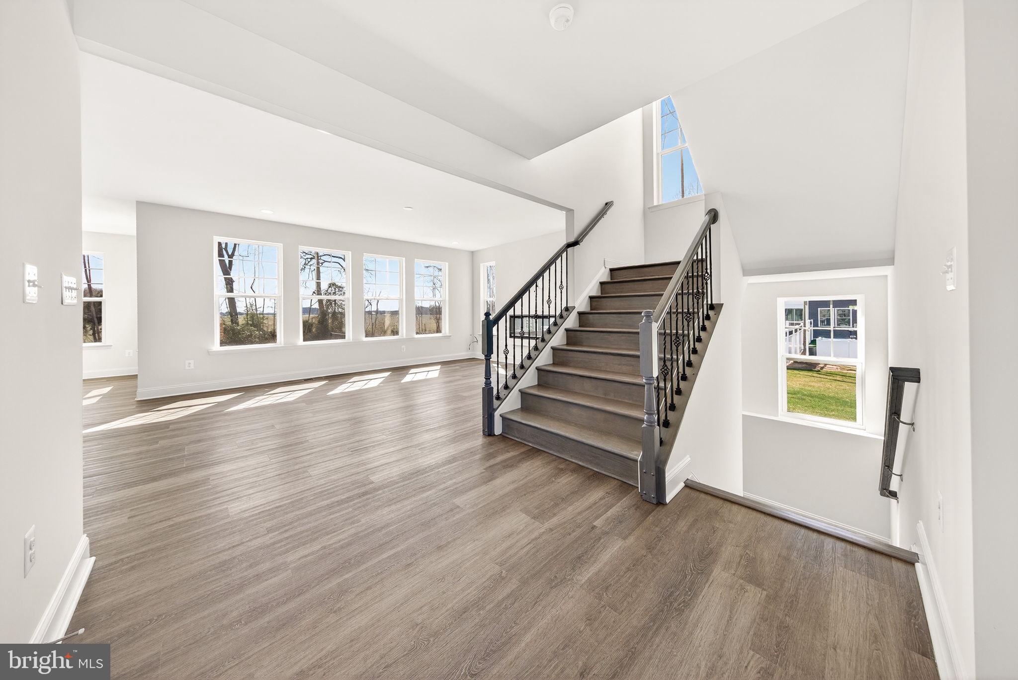 CANAAN WOODS - Residential