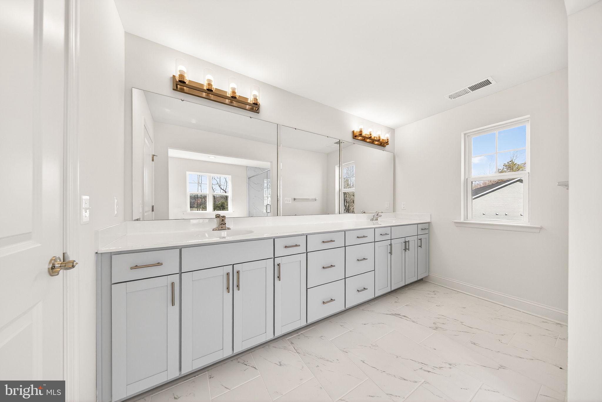 CANAAN WOODS - Residential