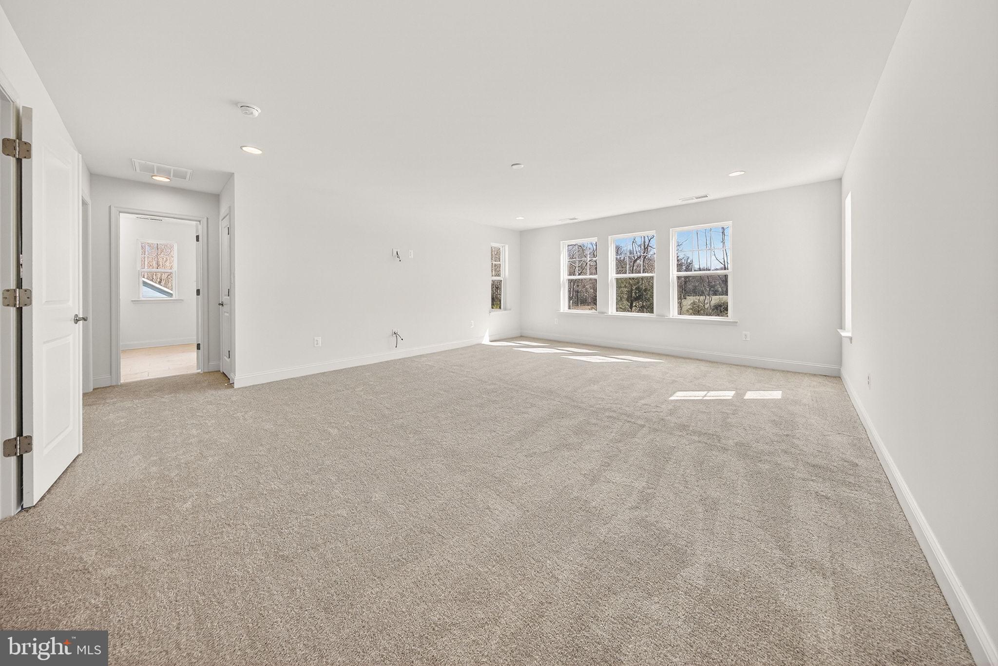 CANAAN WOODS - Residential