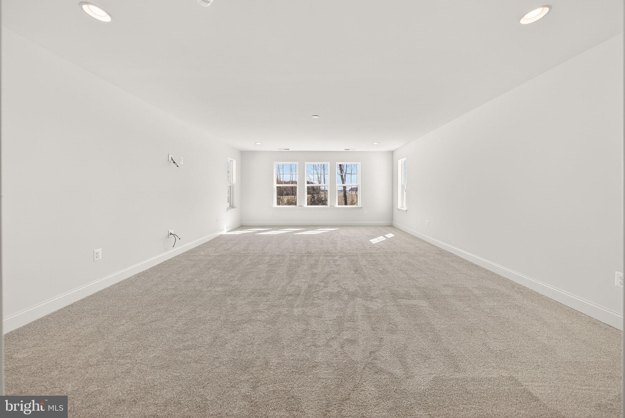 CANAAN WOODS - Residential