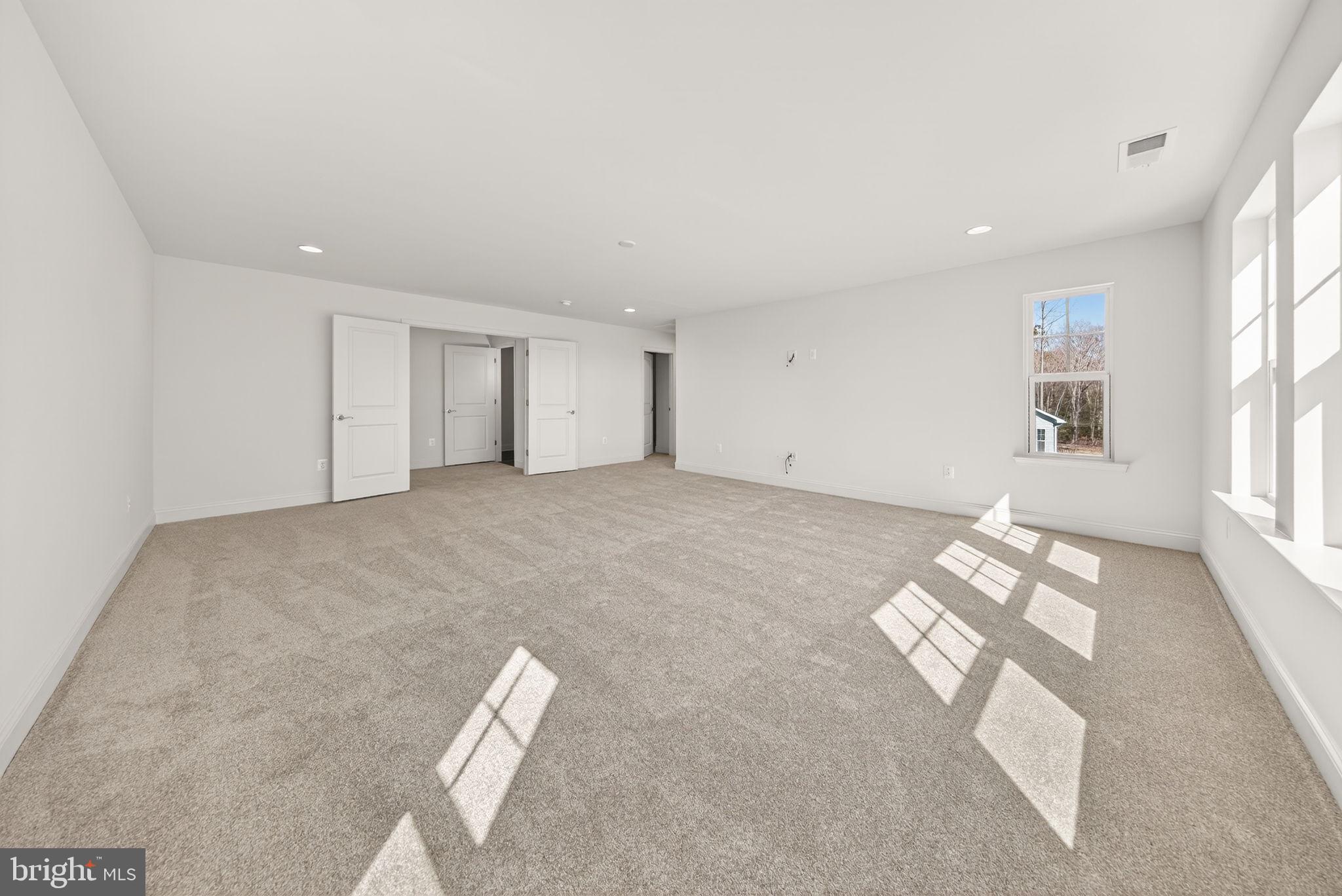 CANAAN WOODS - Residential