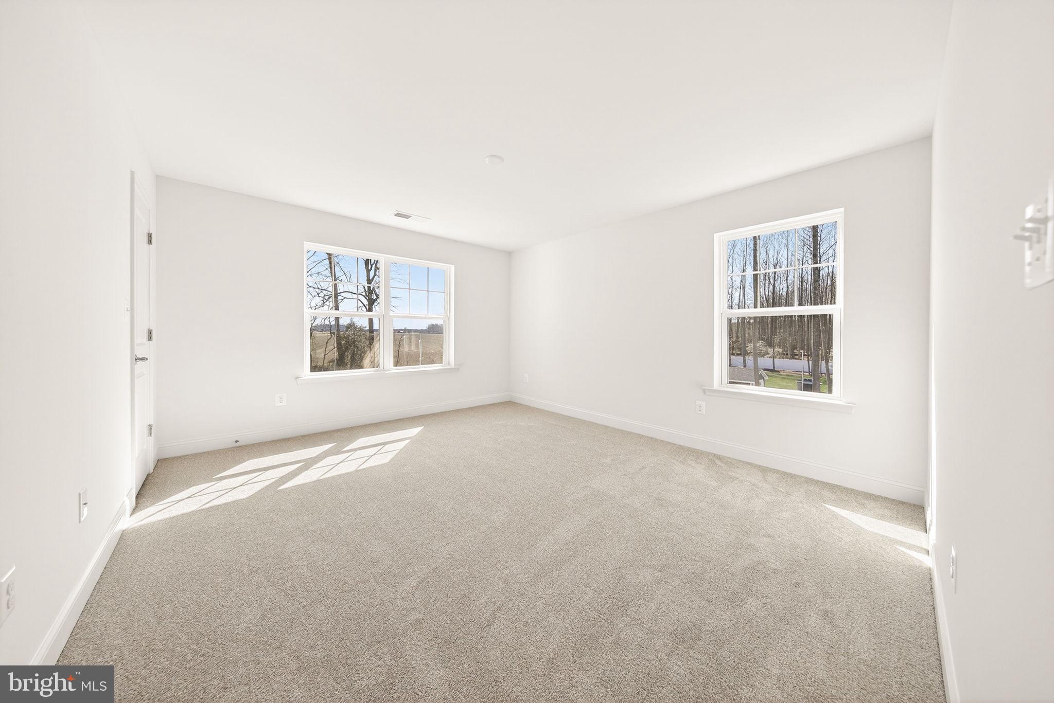 CANAAN WOODS - Residential