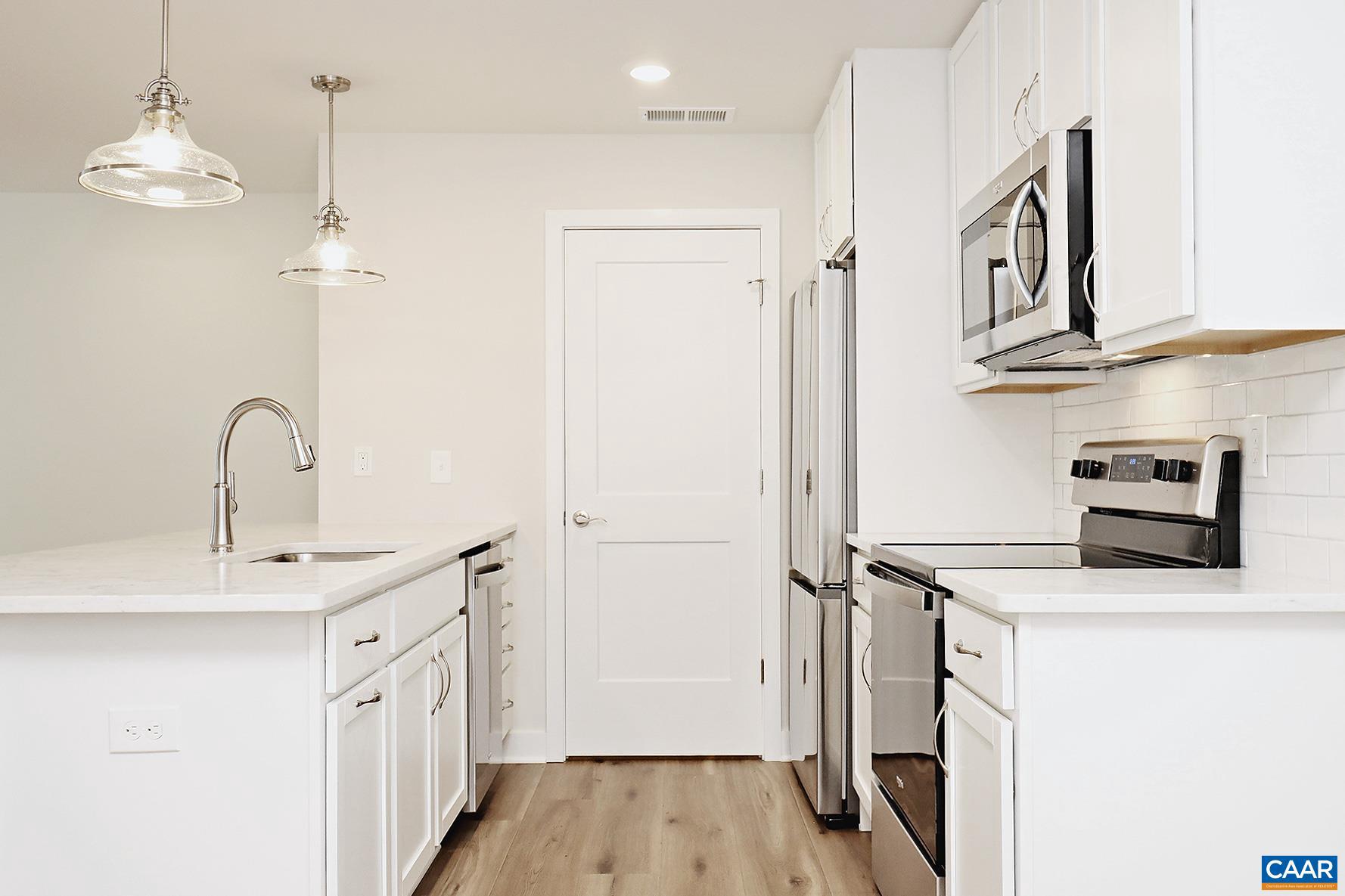 UNKNOWN - Residential Lease