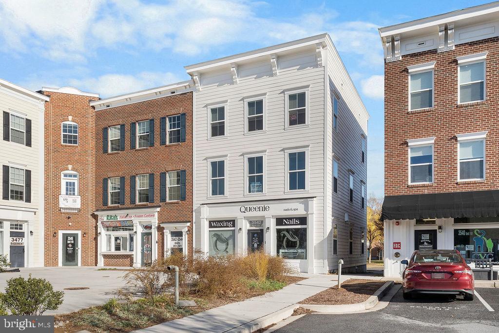 URBANA - Residential Lease