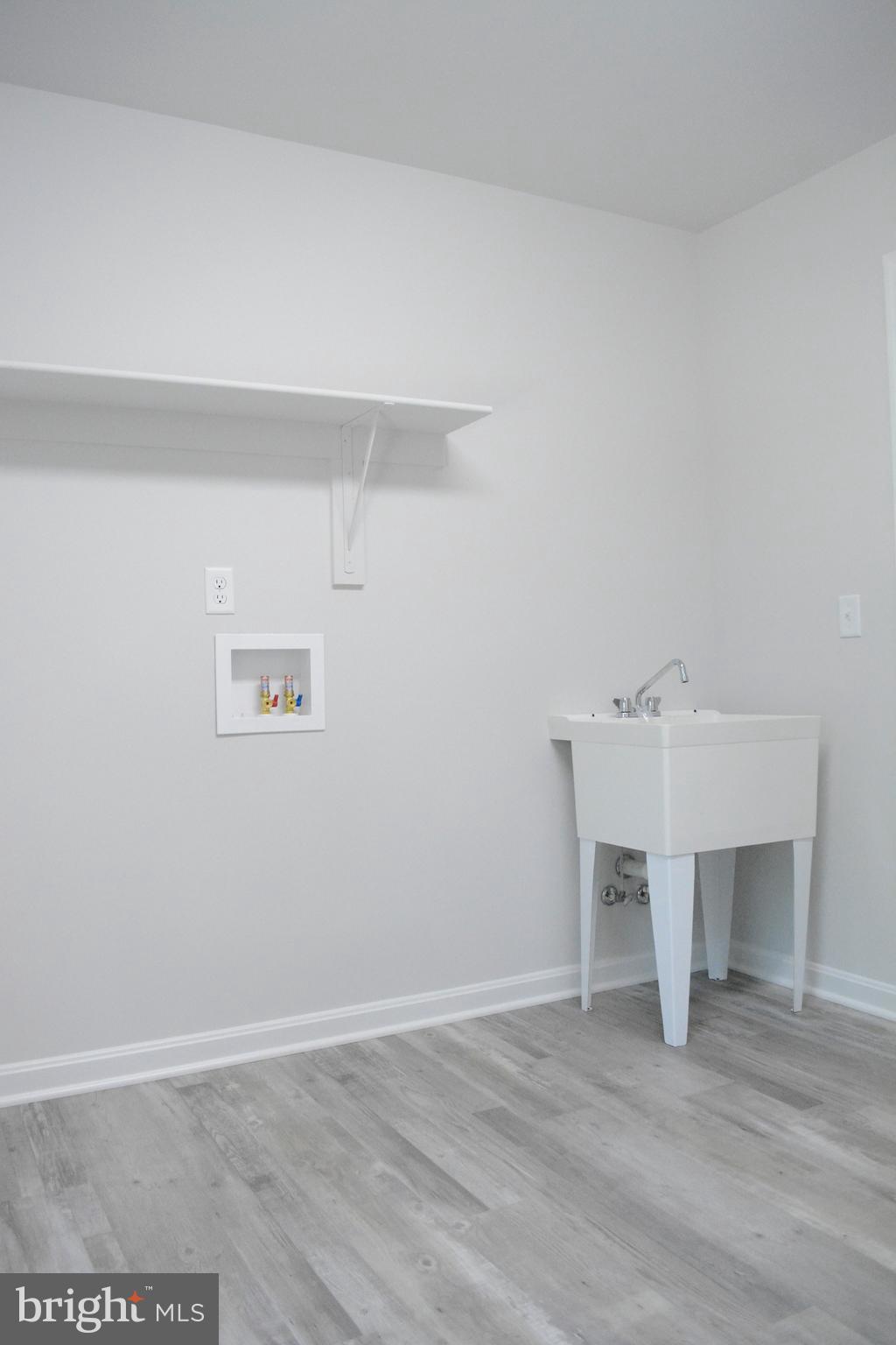 LAKE OF THE WOODS - Residential