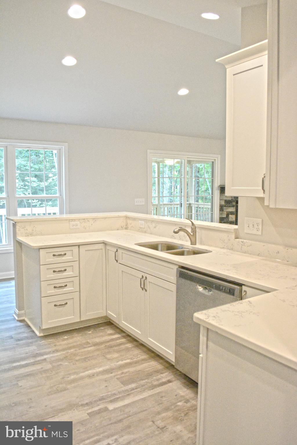 LAKE OF THE WOODS - Residential