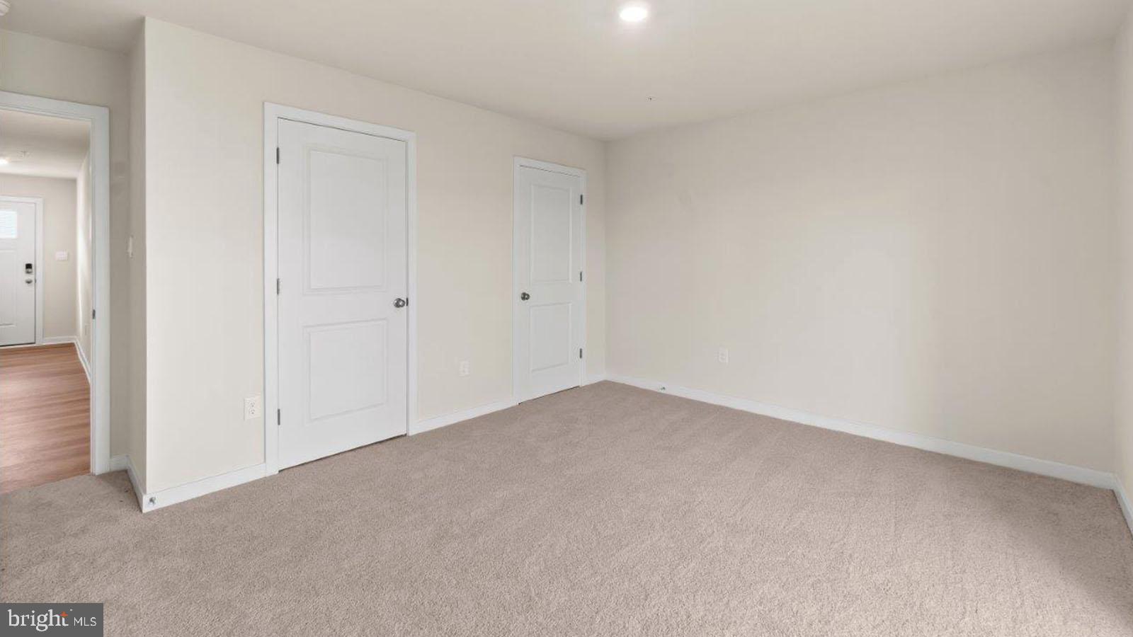 PINEGROVE - Residential