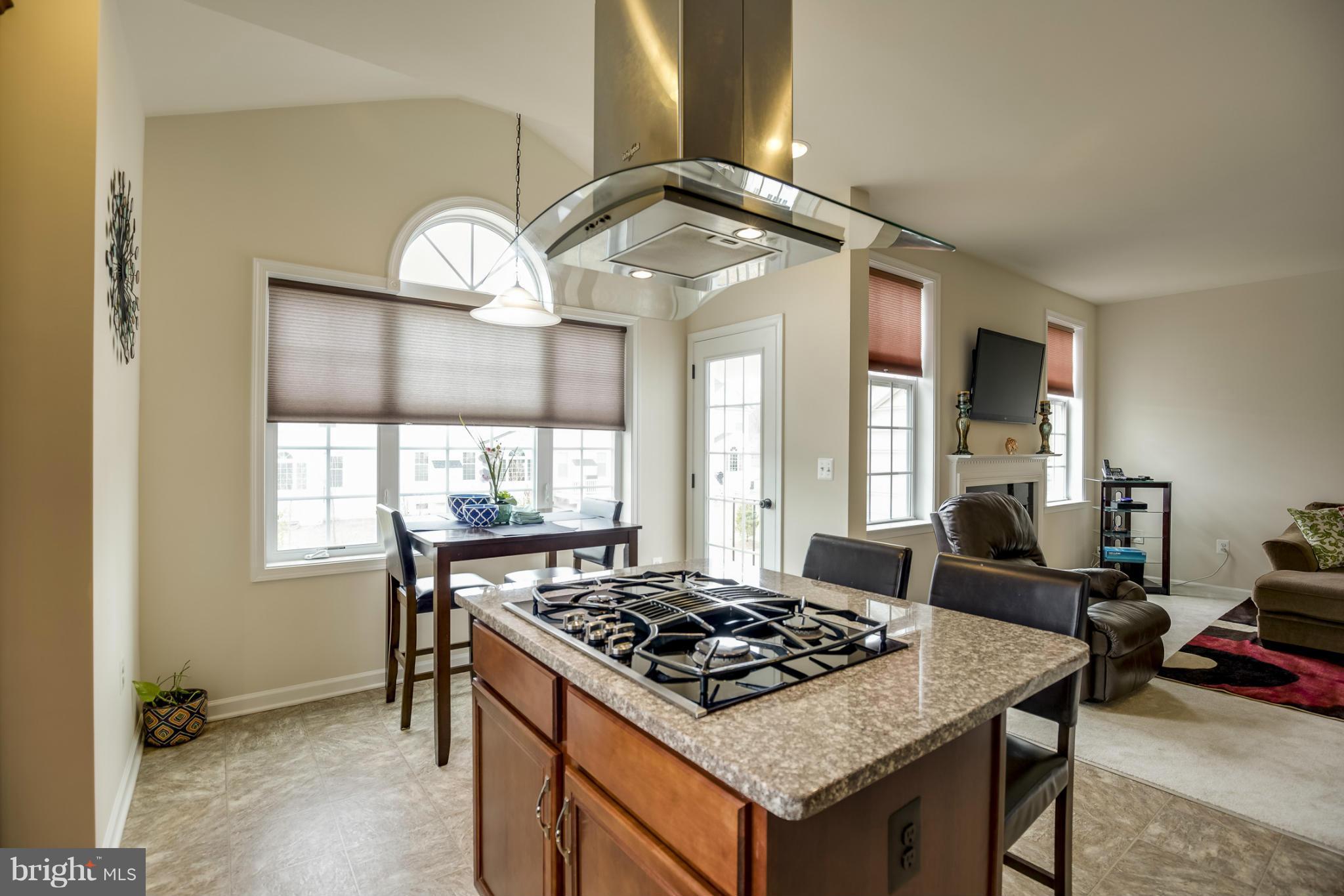 DOMINION VALLEY COUNTRY CLUB - Residential