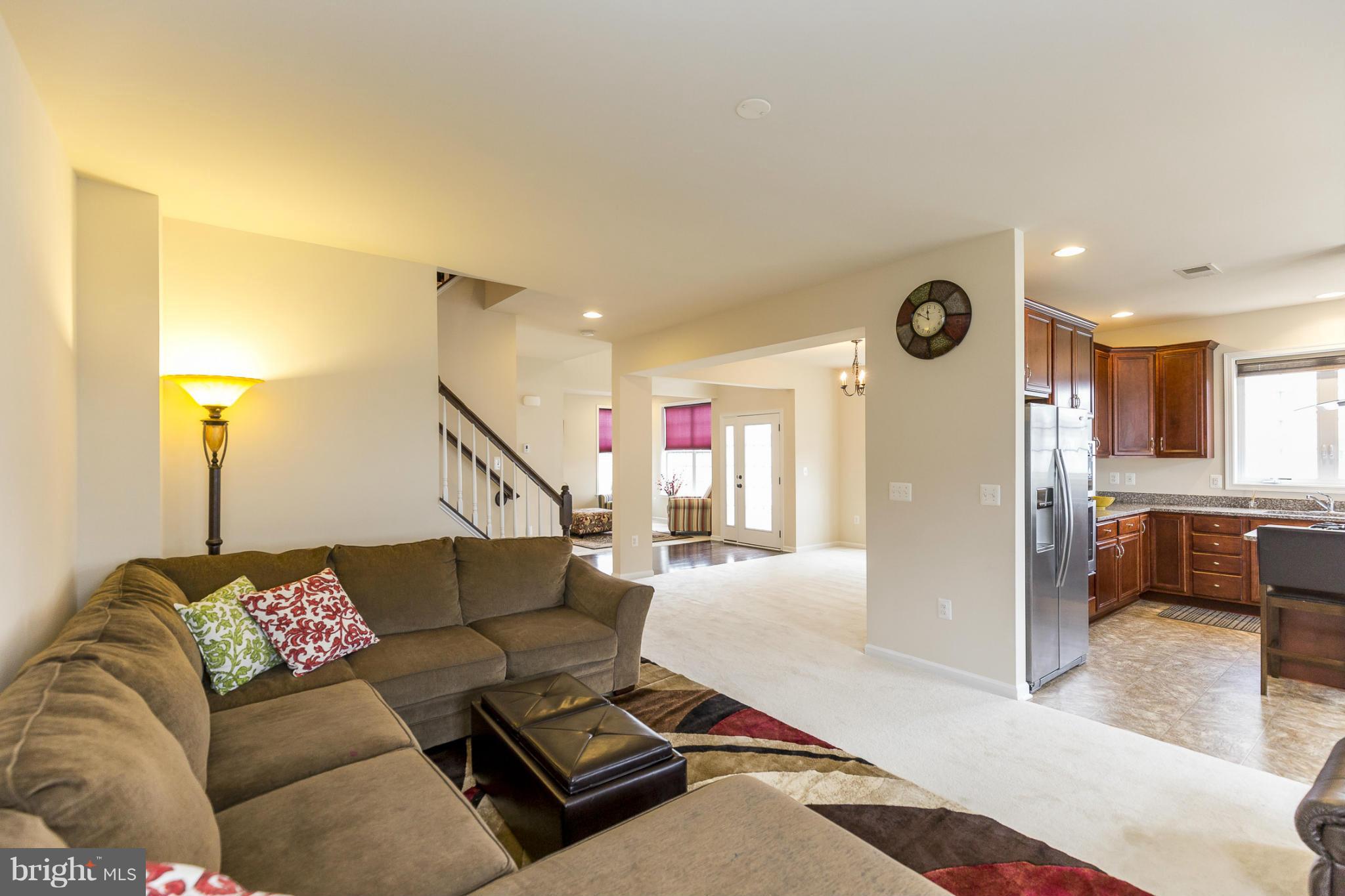 DOMINION VALLEY COUNTRY CLUB - Residential