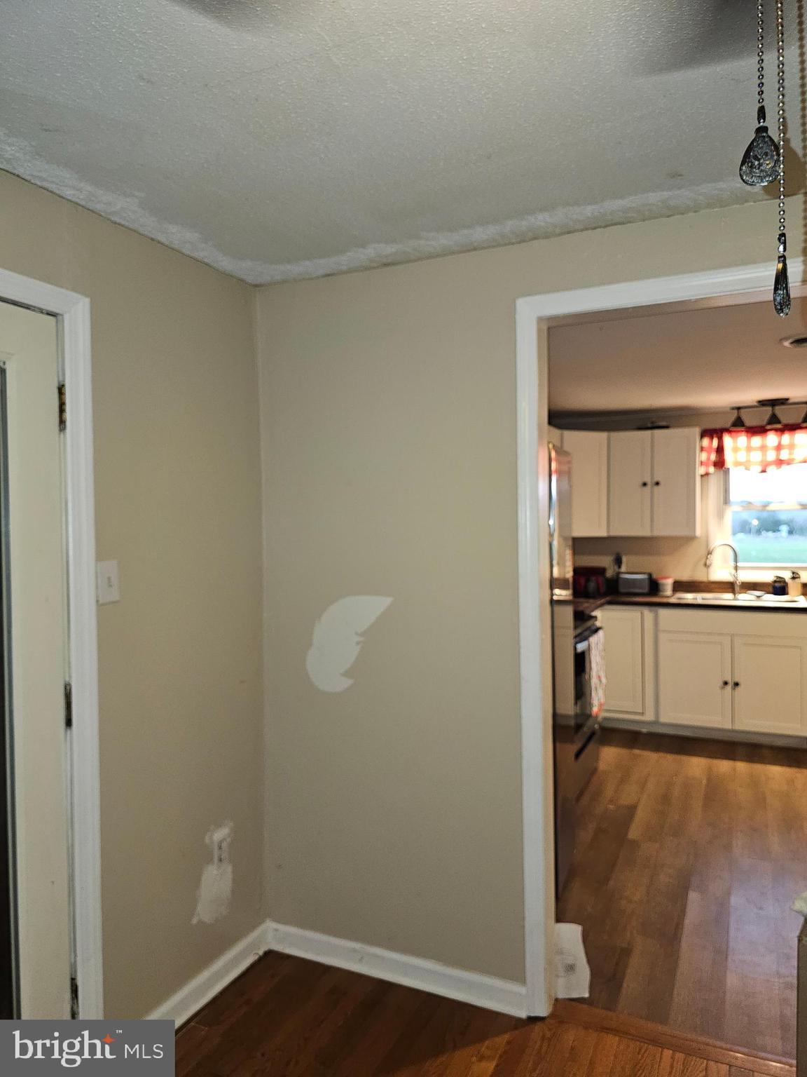 BURLINGTON - Residential