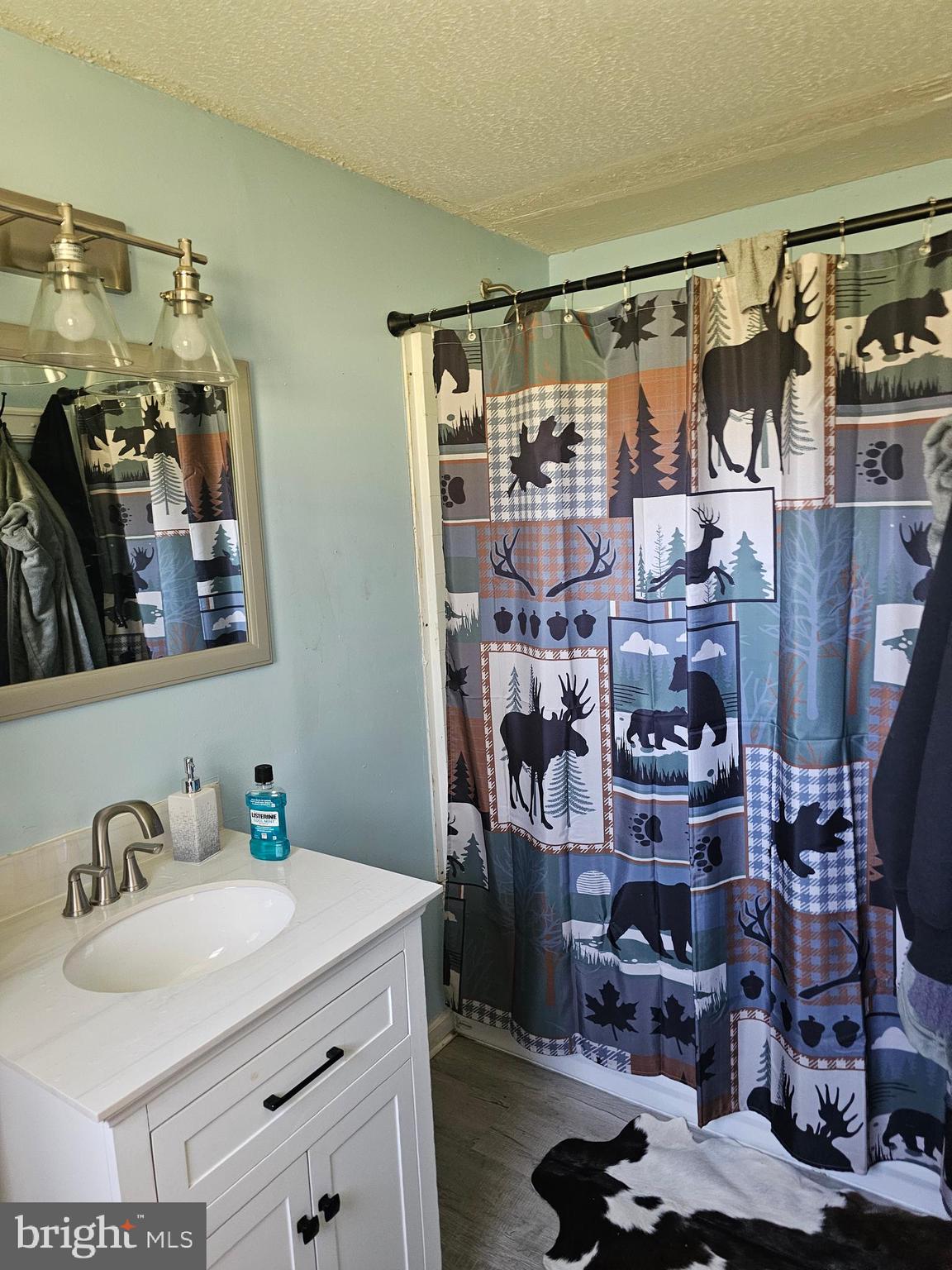 BURLINGTON - Residential