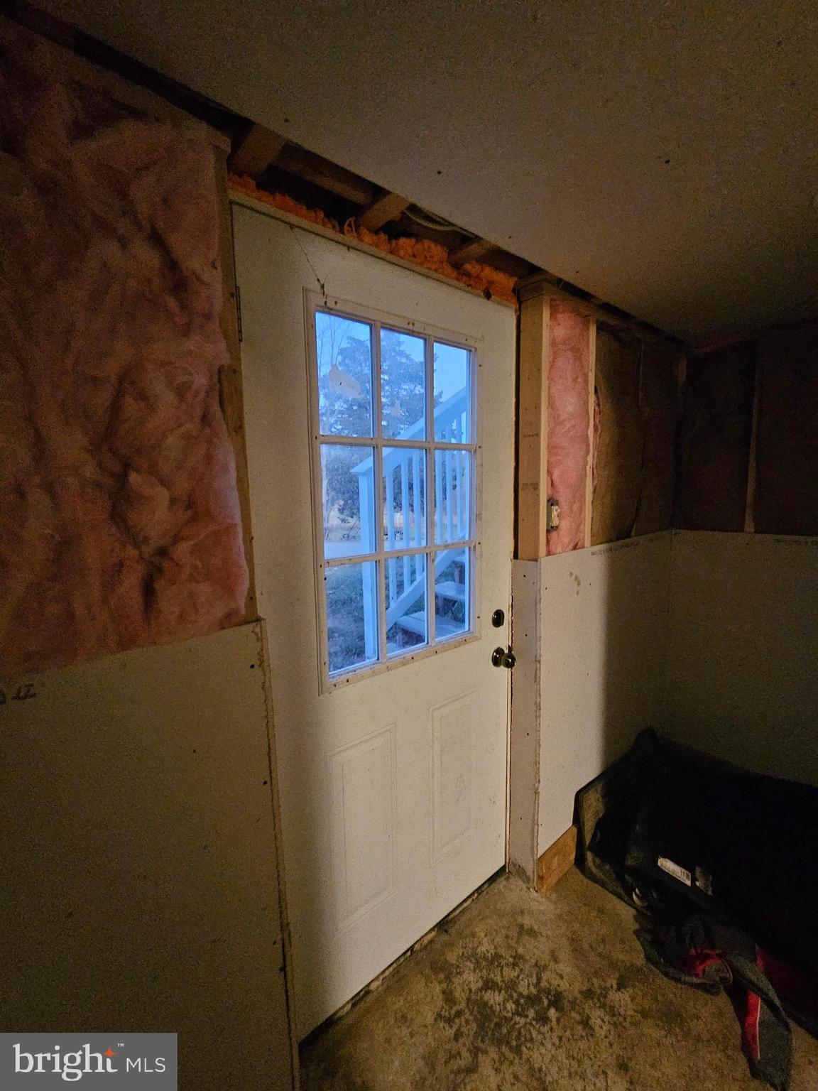 BURLINGTON - Residential