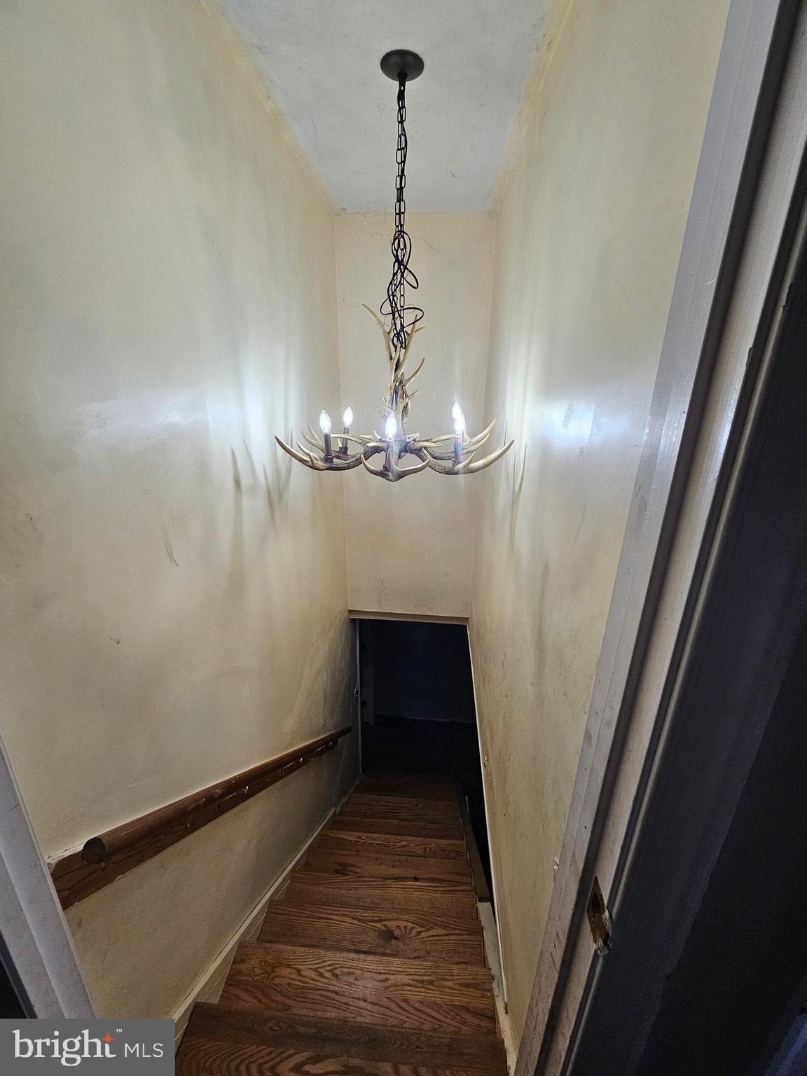 BURLINGTON - Residential