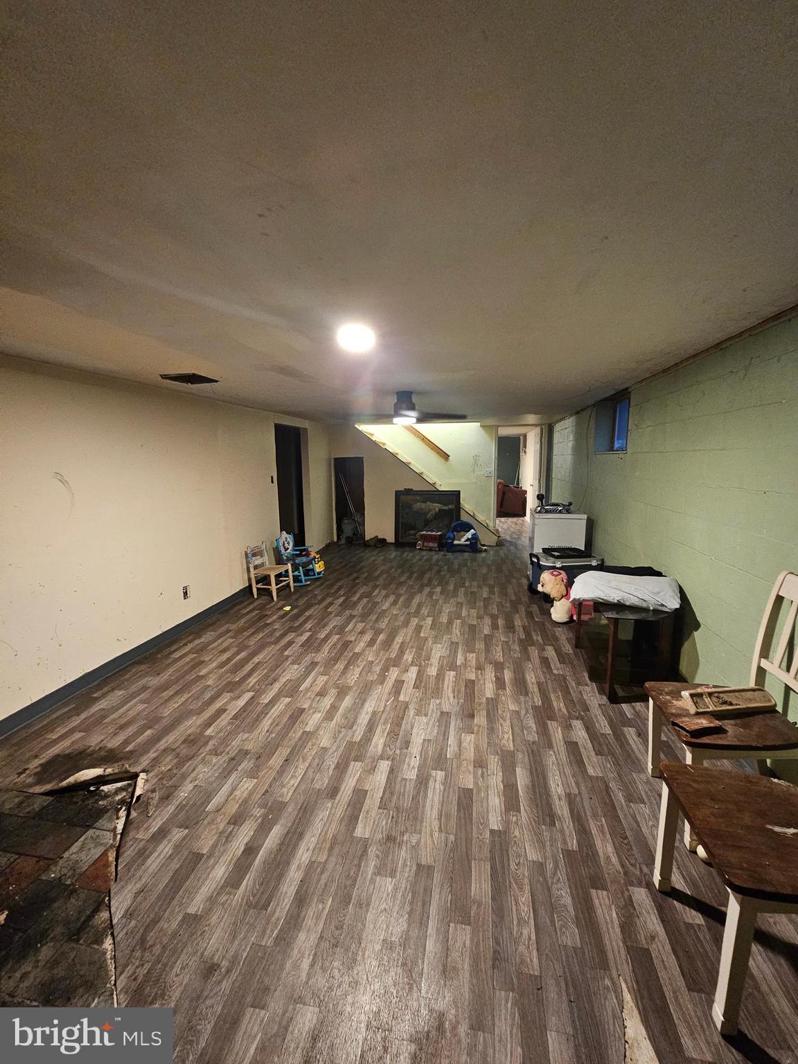 BURLINGTON - Residential