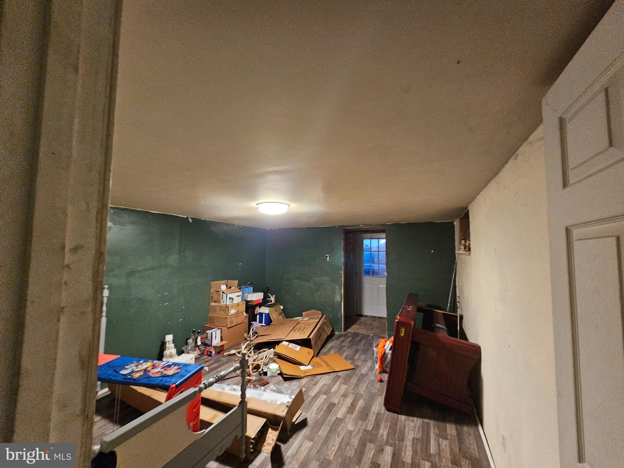 BURLINGTON - Residential