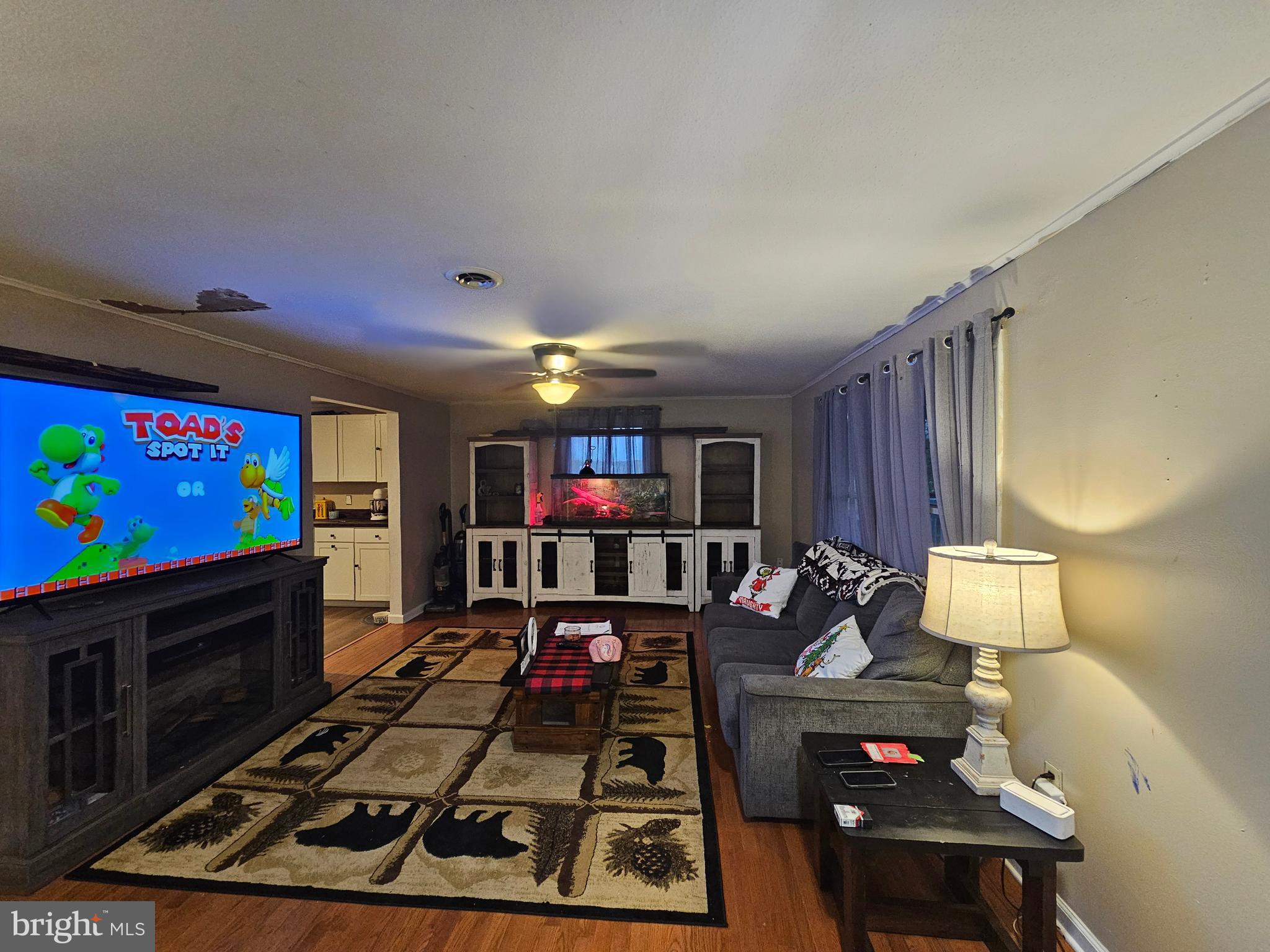 BURLINGTON - Residential