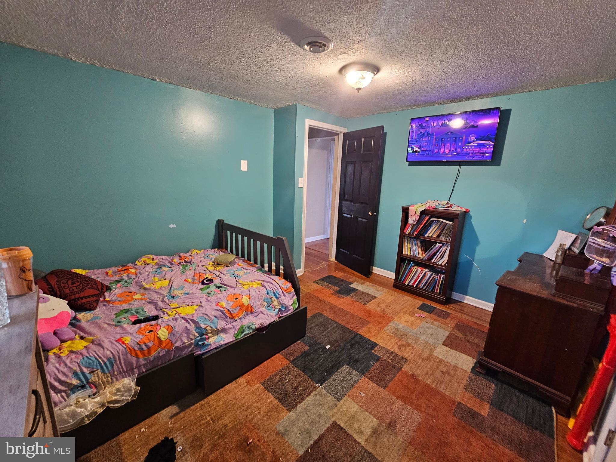 BURLINGTON - Residential