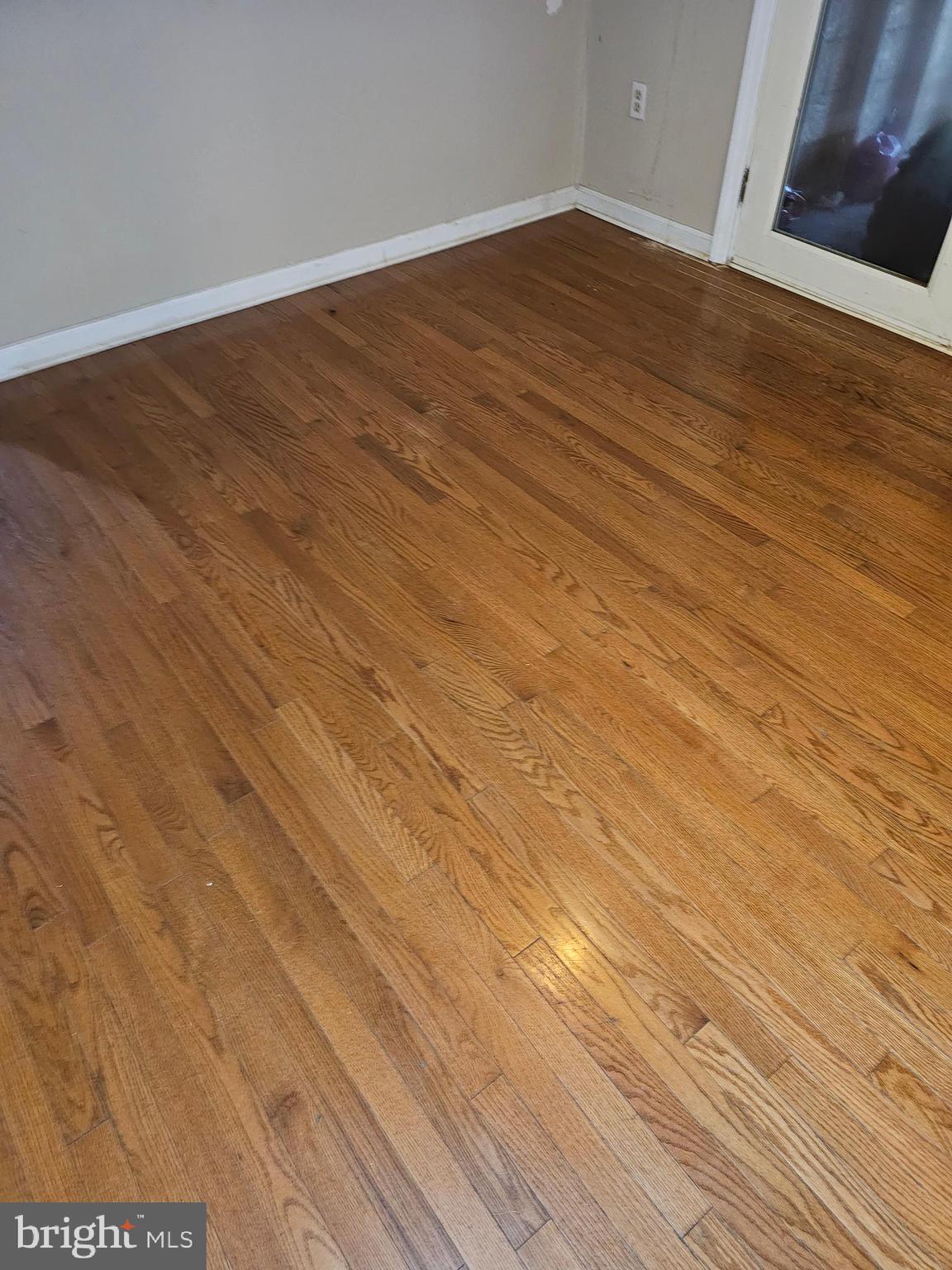 BURLINGTON - Residential