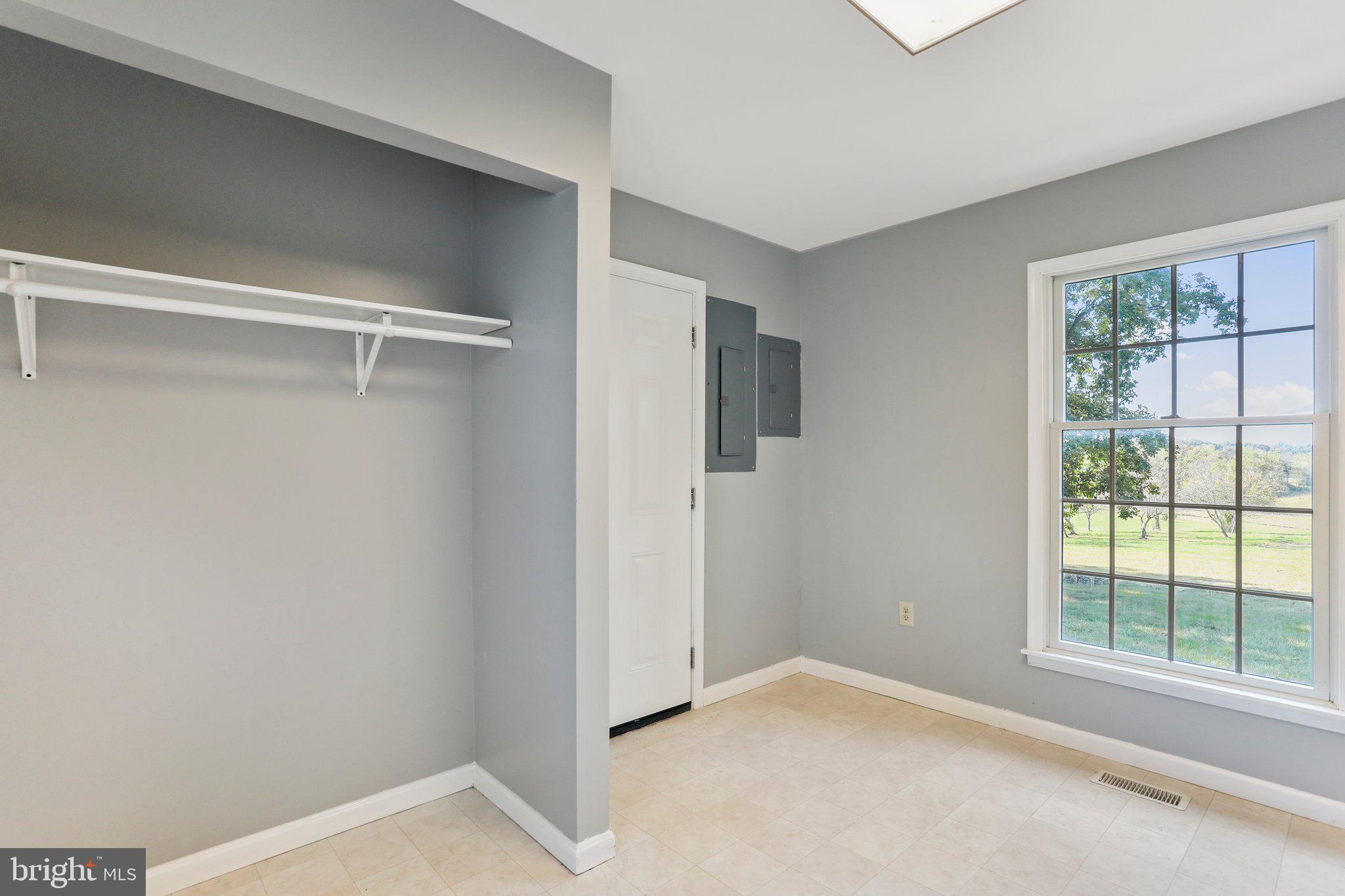 SHEPHERDSTOWN - Residential