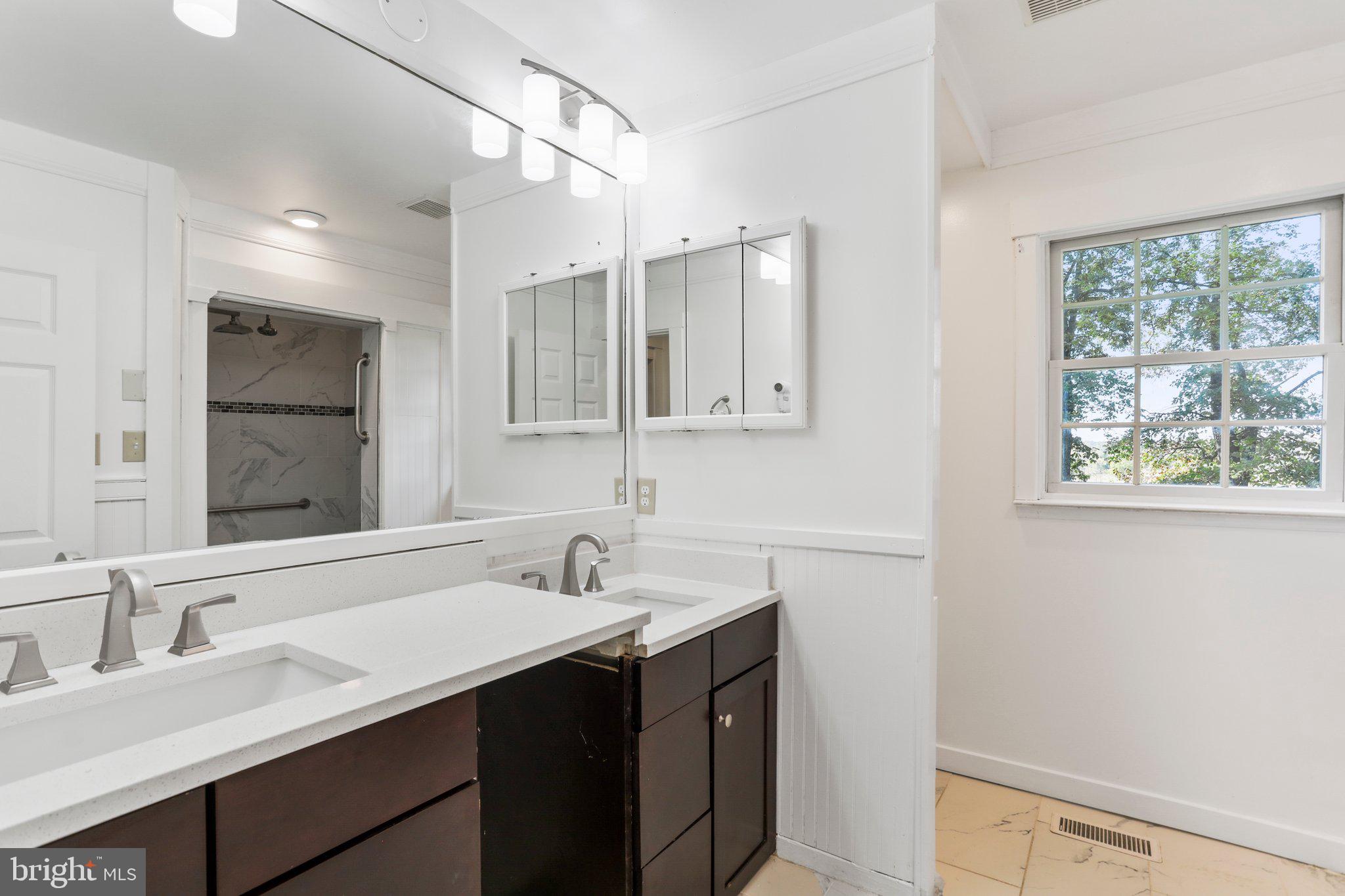 SHEPHERDSTOWN - Residential