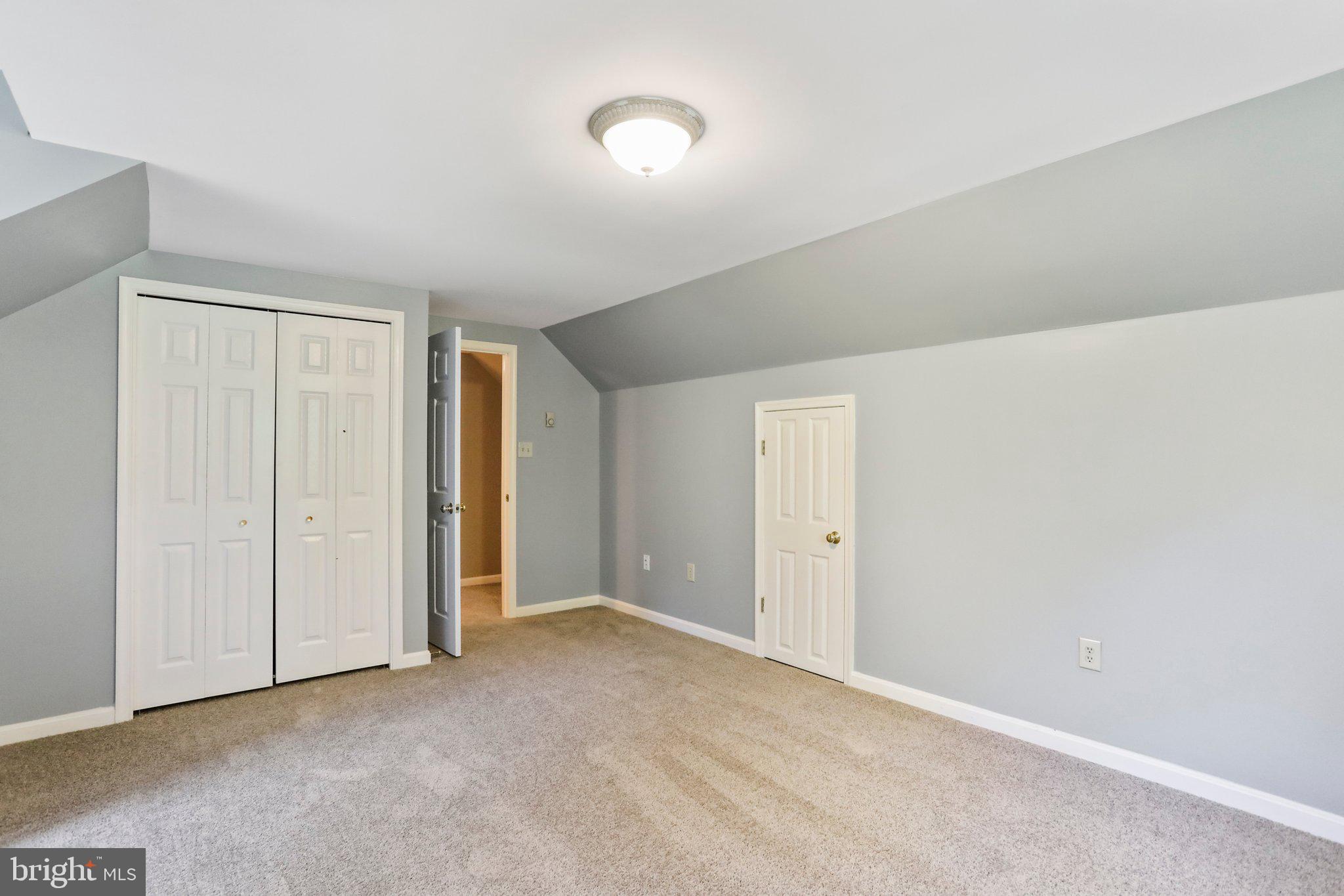 SHEPHERDSTOWN - Residential