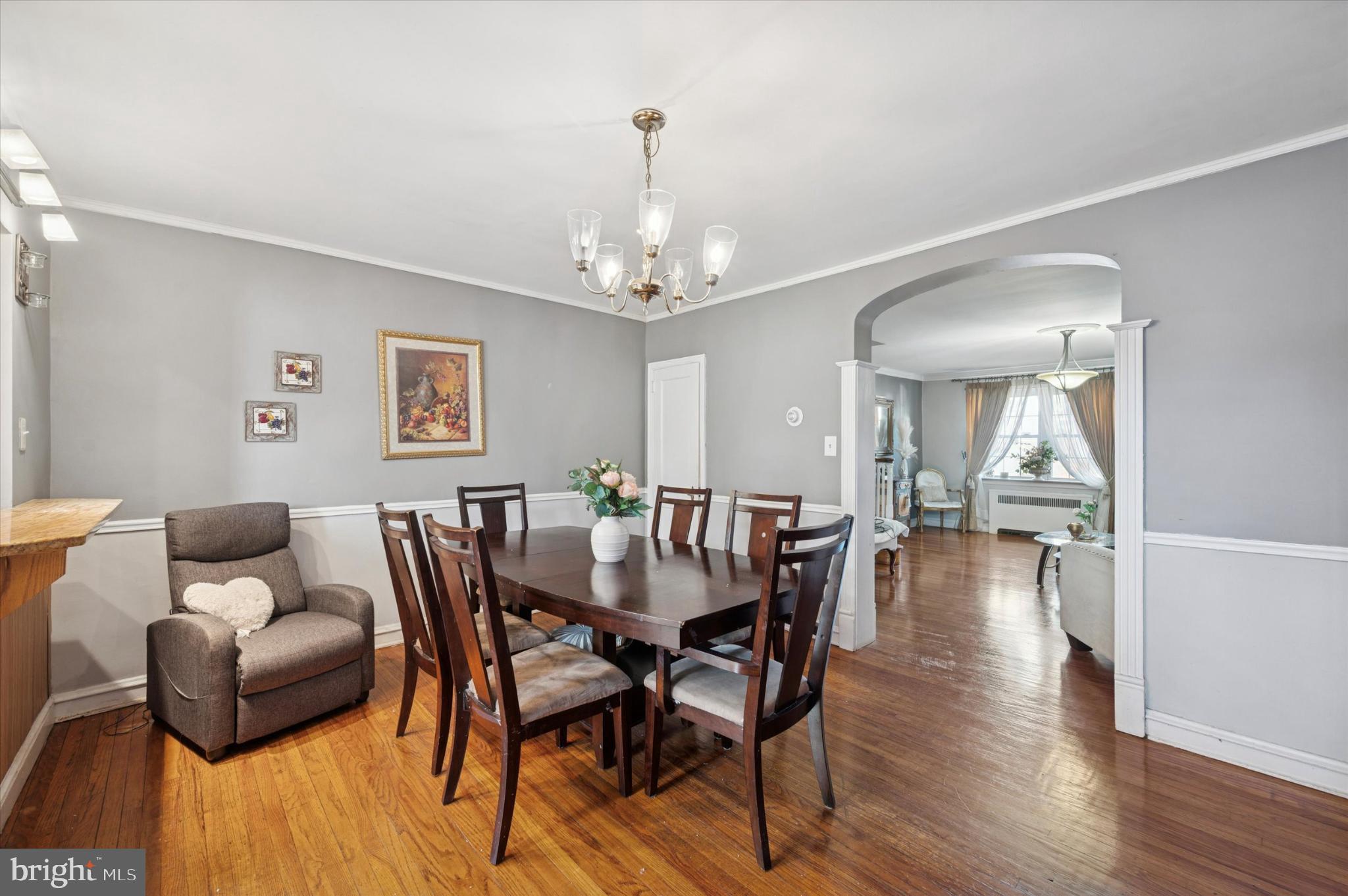 OXFORD CIRCLE - Residential