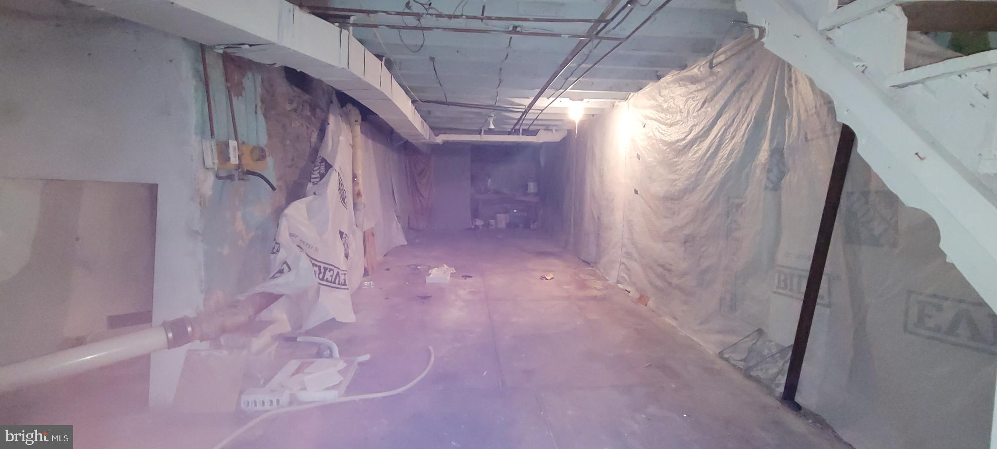 DICKINSON NARROWS - Residential