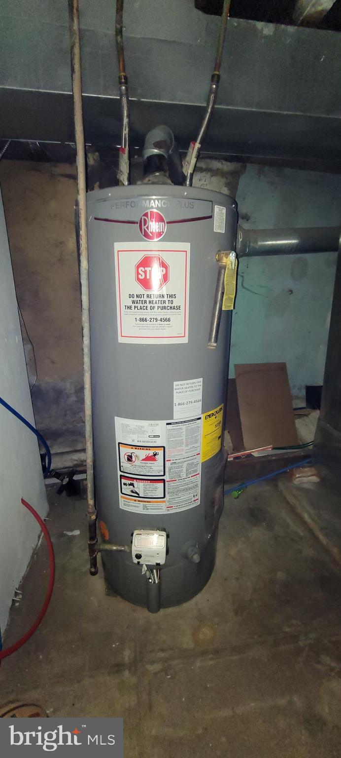 DICKINSON NARROWS - Residential