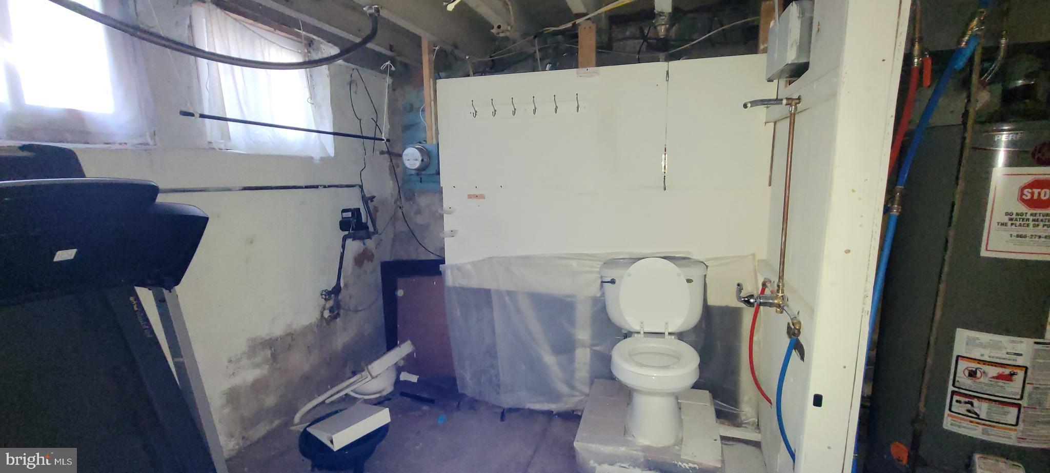 DICKINSON NARROWS - Residential