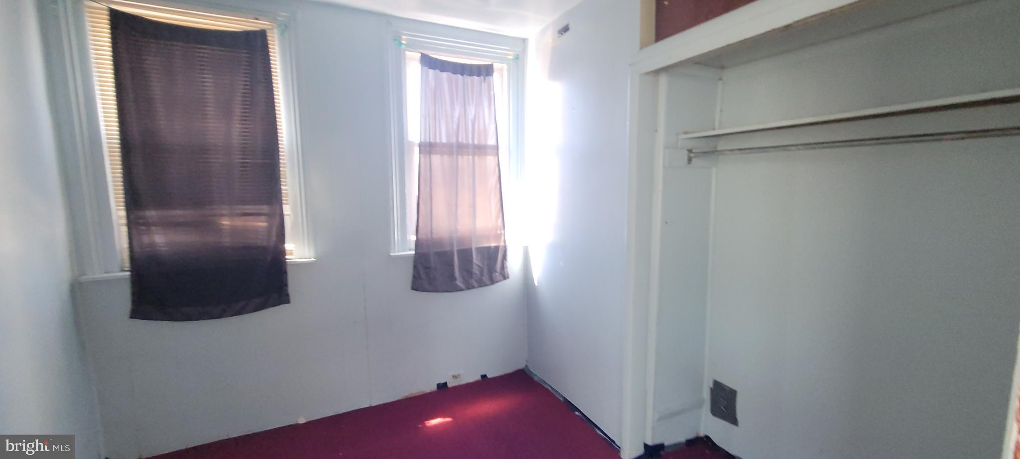 DICKINSON NARROWS - Residential