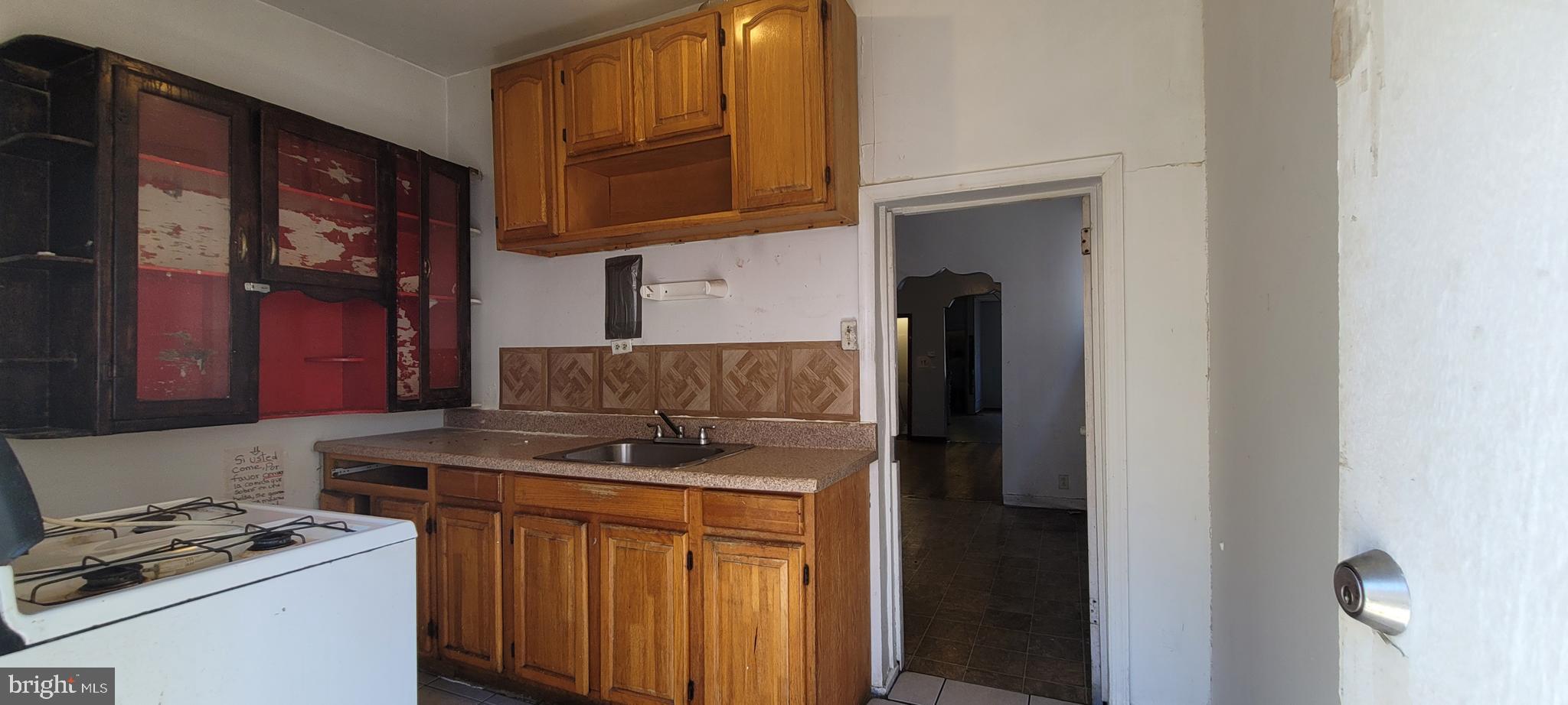 DICKINSON NARROWS - Residential