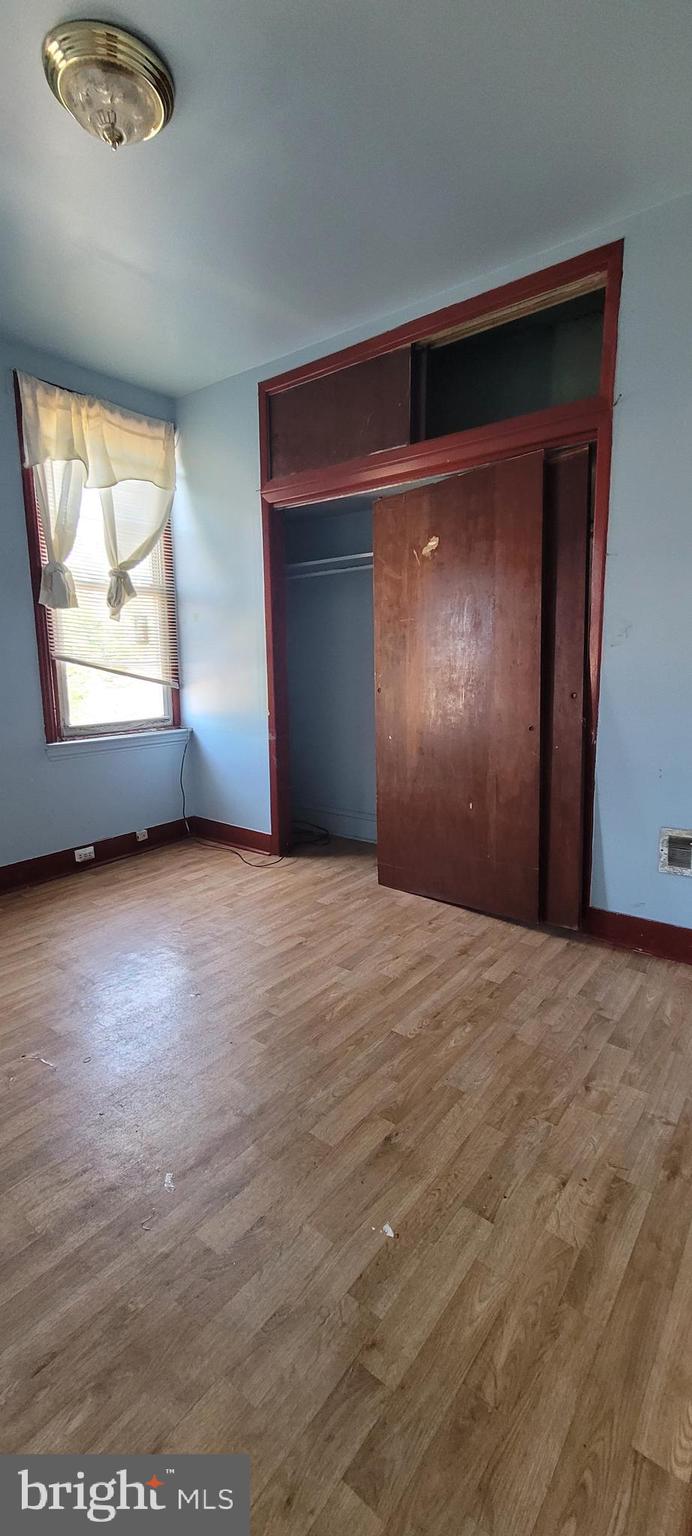 DICKINSON NARROWS - Residential