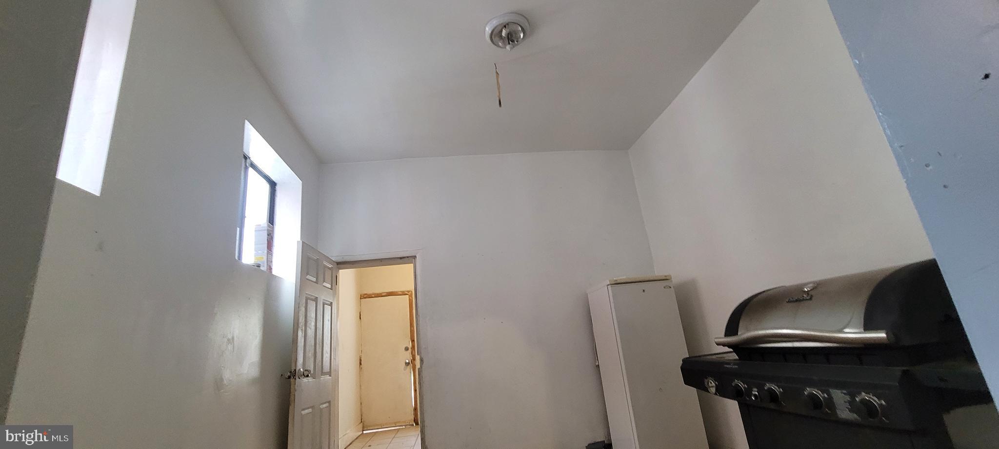 DICKINSON NARROWS - Residential