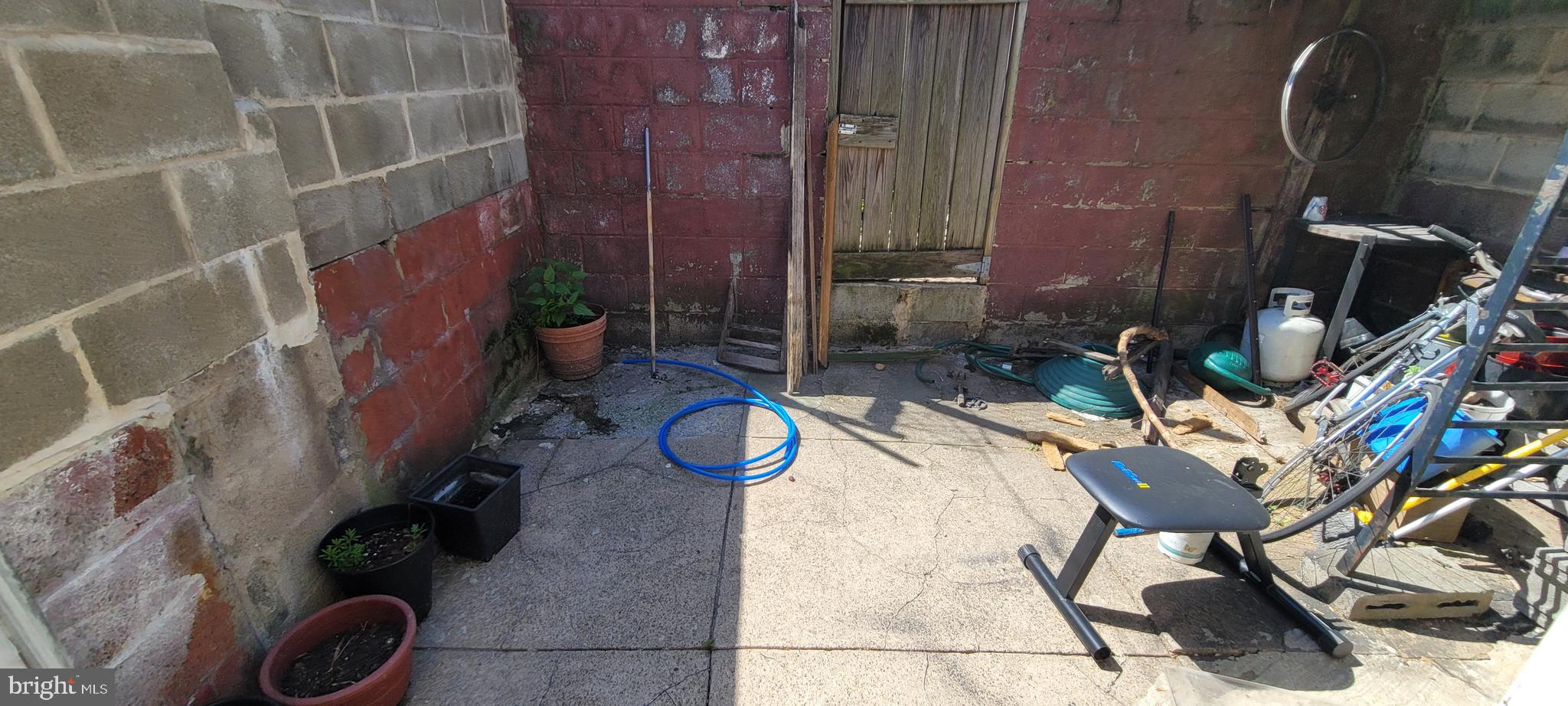 DICKINSON NARROWS - Residential