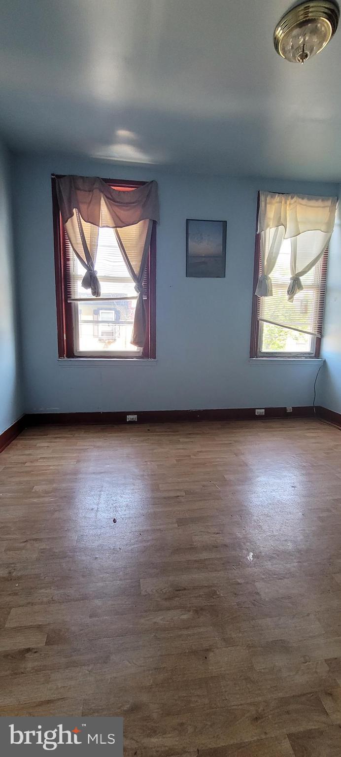 DICKINSON NARROWS - Residential