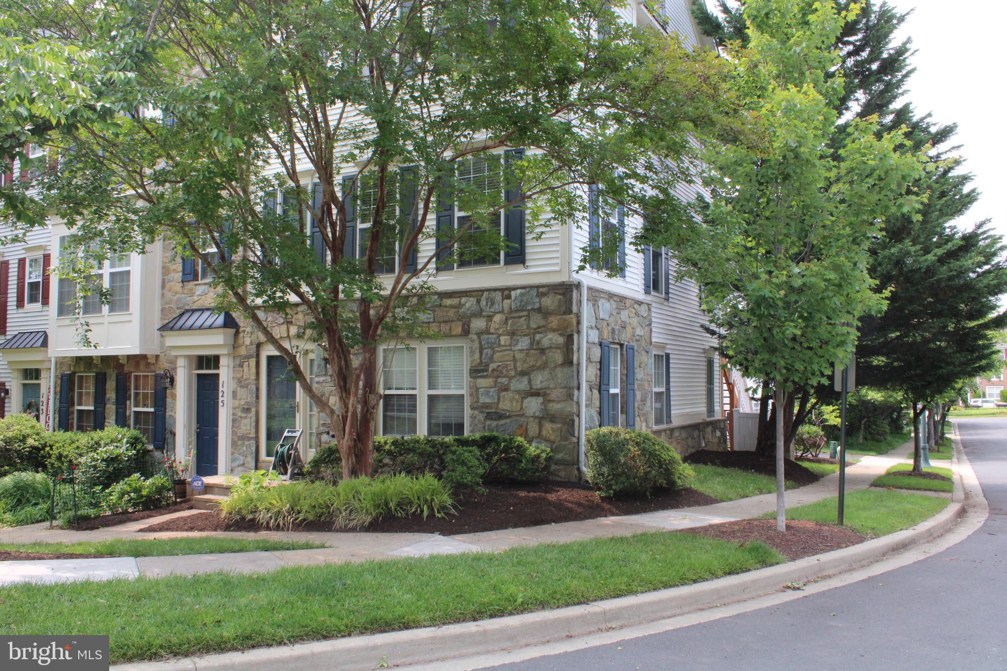 127 PASTURE SIDE WAY