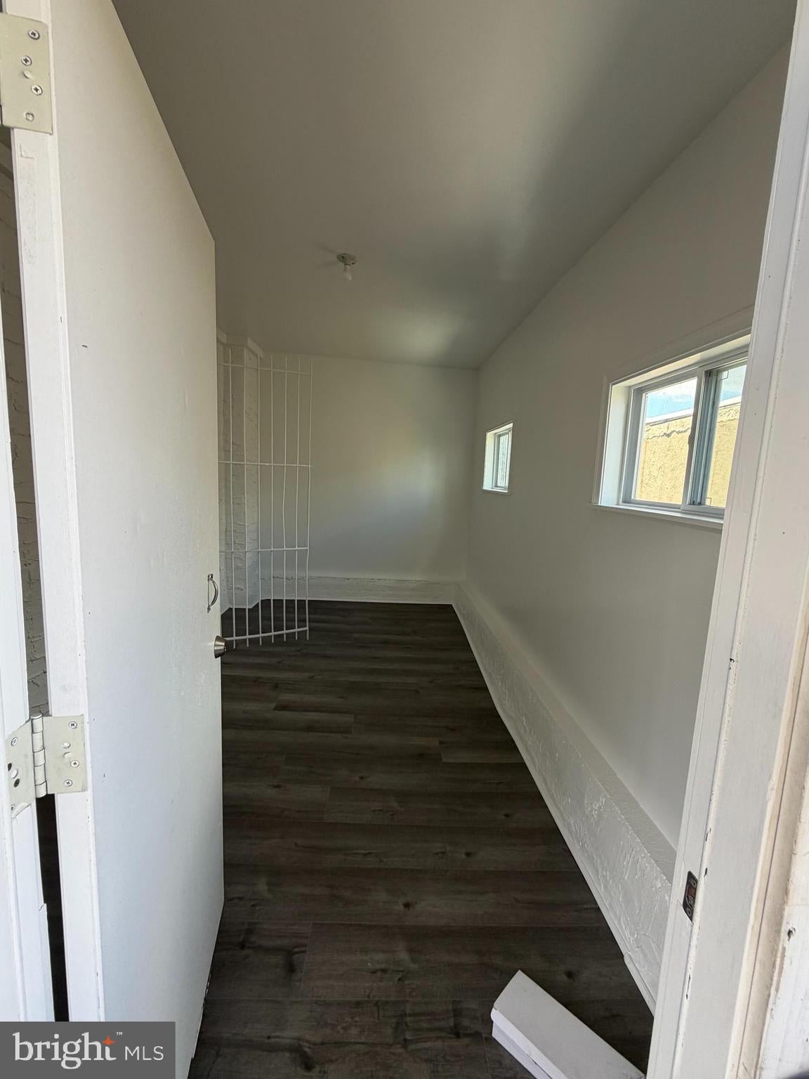 443 W INDIANA AVENUE - Photo 4