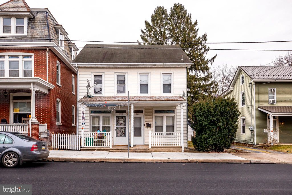 Photo of 319-319 N STATE ST, EPHRATA, PA 17522 (MLS # PALA2029804)