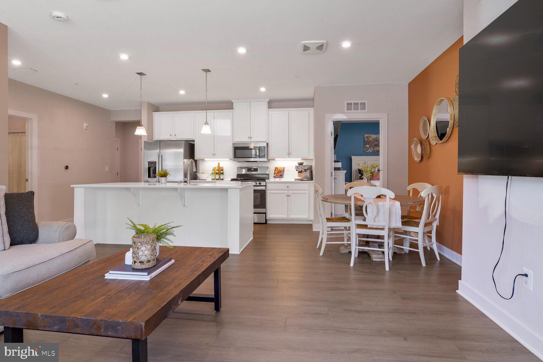 TURF VALLEY - Residential