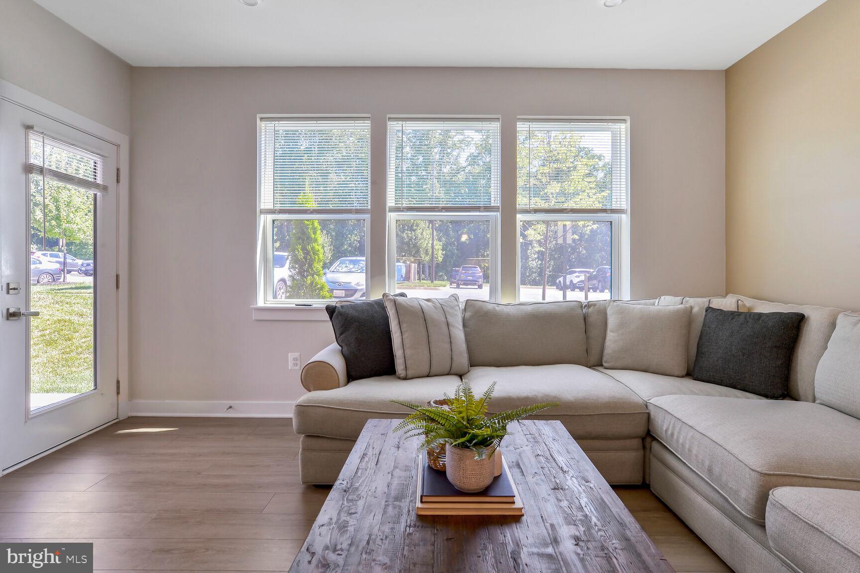 TURF VALLEY - Residential