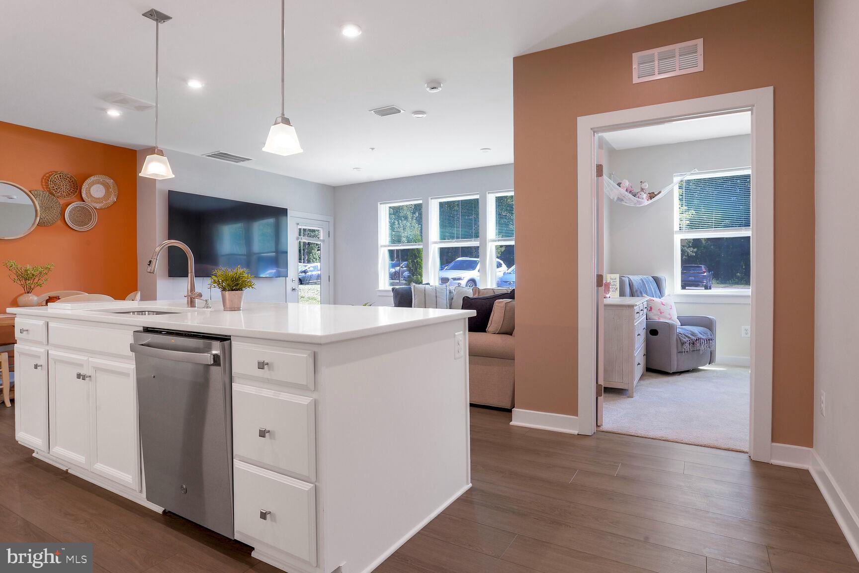 TURF VALLEY - Residential