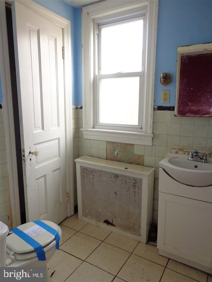 THE AVENUES - Residential Income