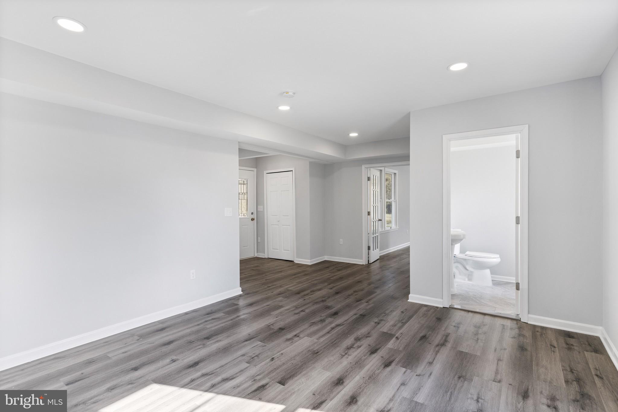 SOUTH GLYMONT SUB - Residential