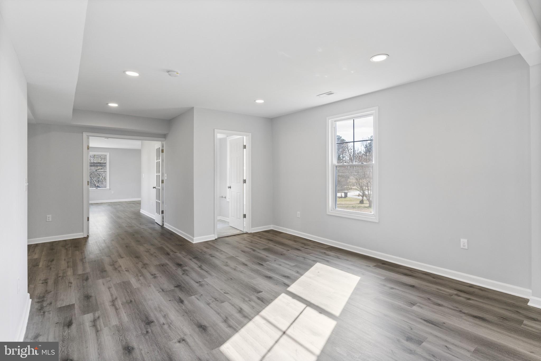 SOUTH GLYMONT SUB - Residential