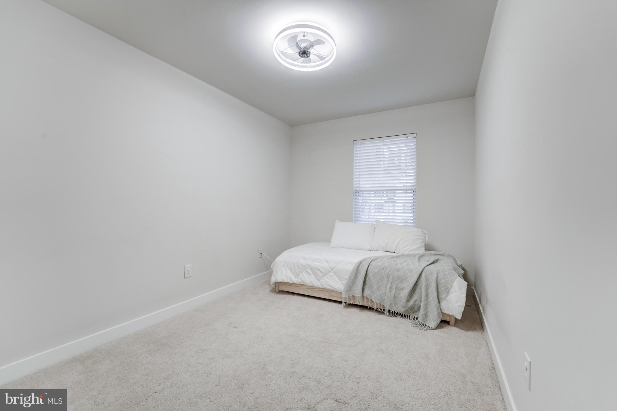 RIVERCHASE CONDOS - Residential